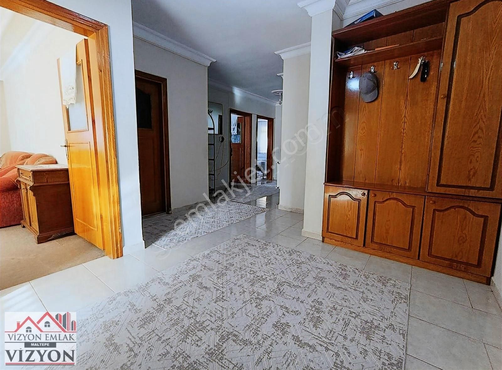 Efsane 180 M² Bölgenin En Genişi 3+1 180m2 Mülkiyet Tapu-manzaralı - Görsel 3