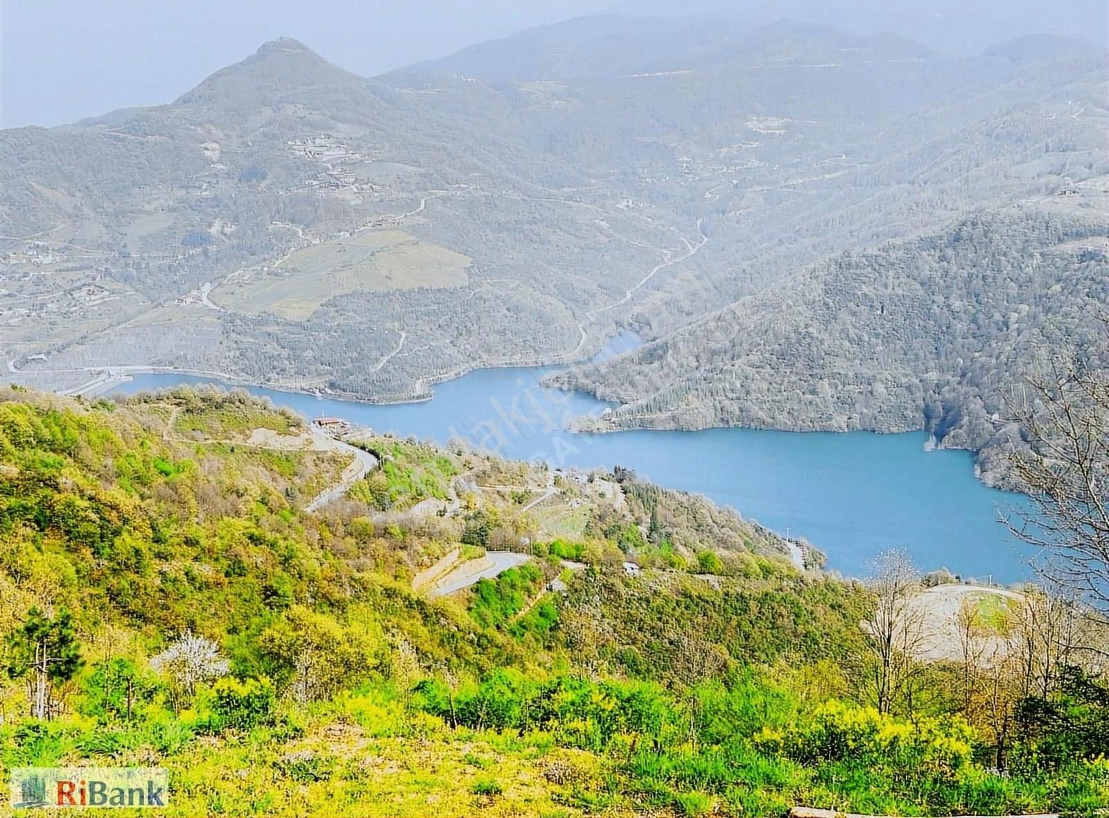 Başiskelede Baraj-doğa Manzarali Servetiye Karşi 18.881m2 Tarla