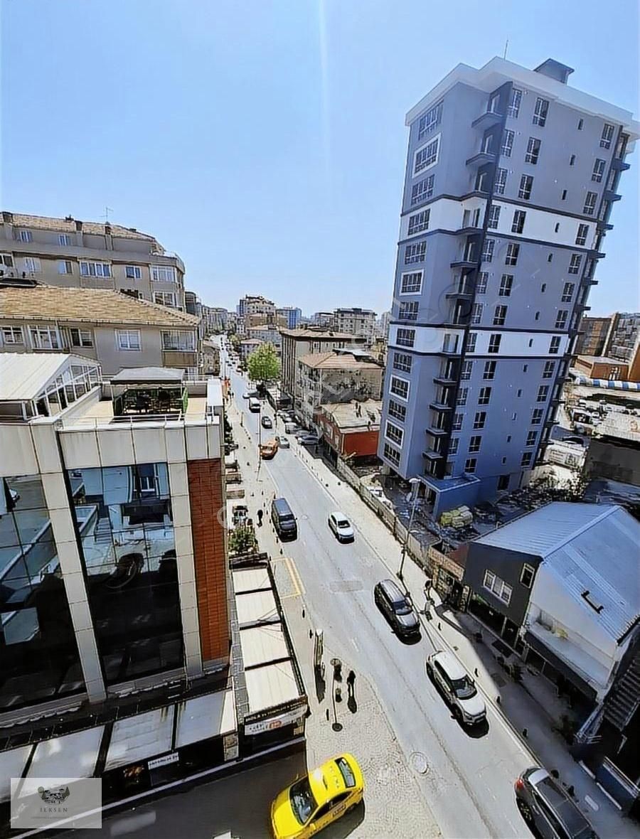 Muhteşem Lokasyonda Her Cepesi Manzara 90m2 2 Oda 1 Salon