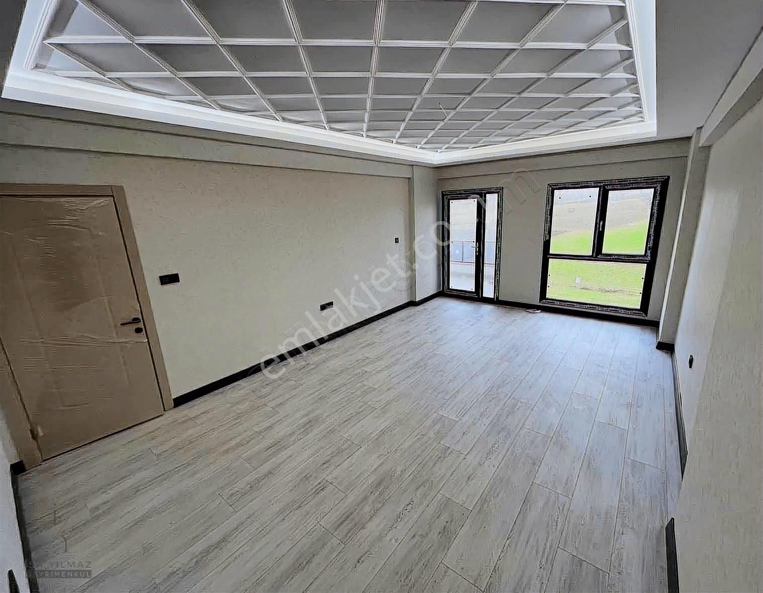 Kayapa Çamlıkta 3.5+1 Ara Kat Ayrı Mutfaklı Sıfır Satılık Daire