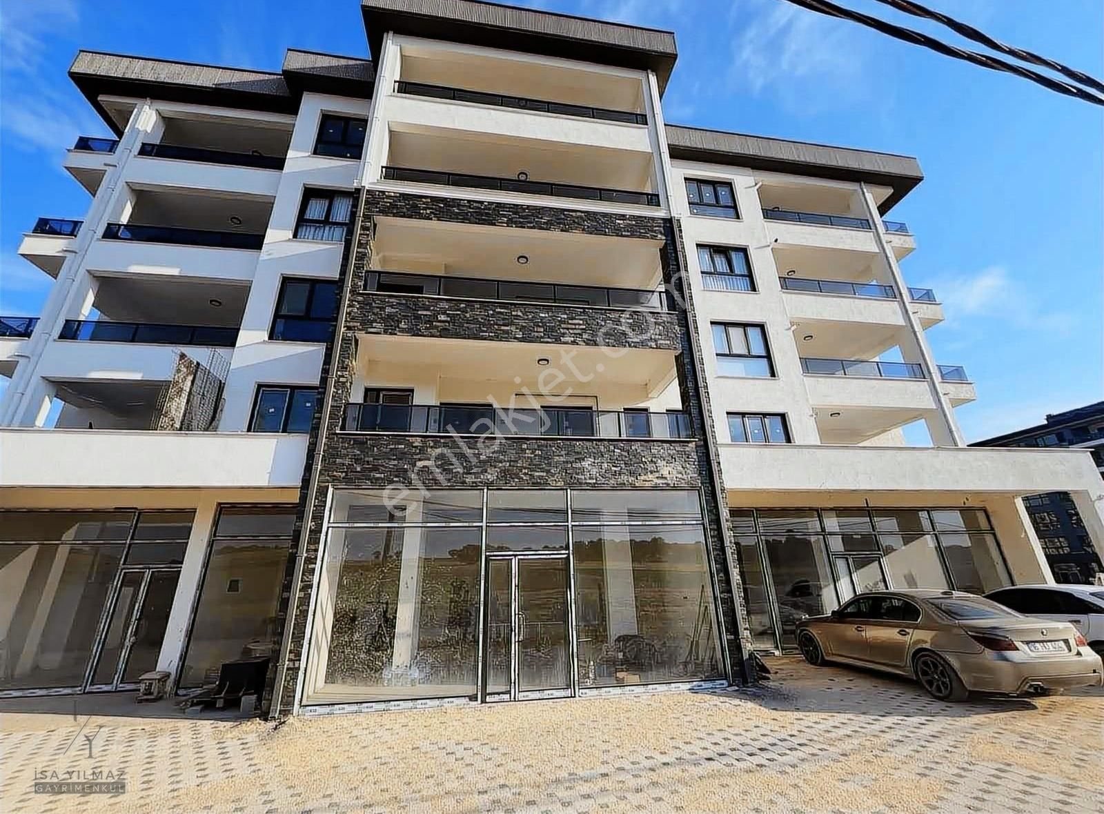 Kayapa Çamlıkta 3.5+1 Ara Kat Ayrı Mutfaklı Sıfır Satılık Daire - Görsel 32