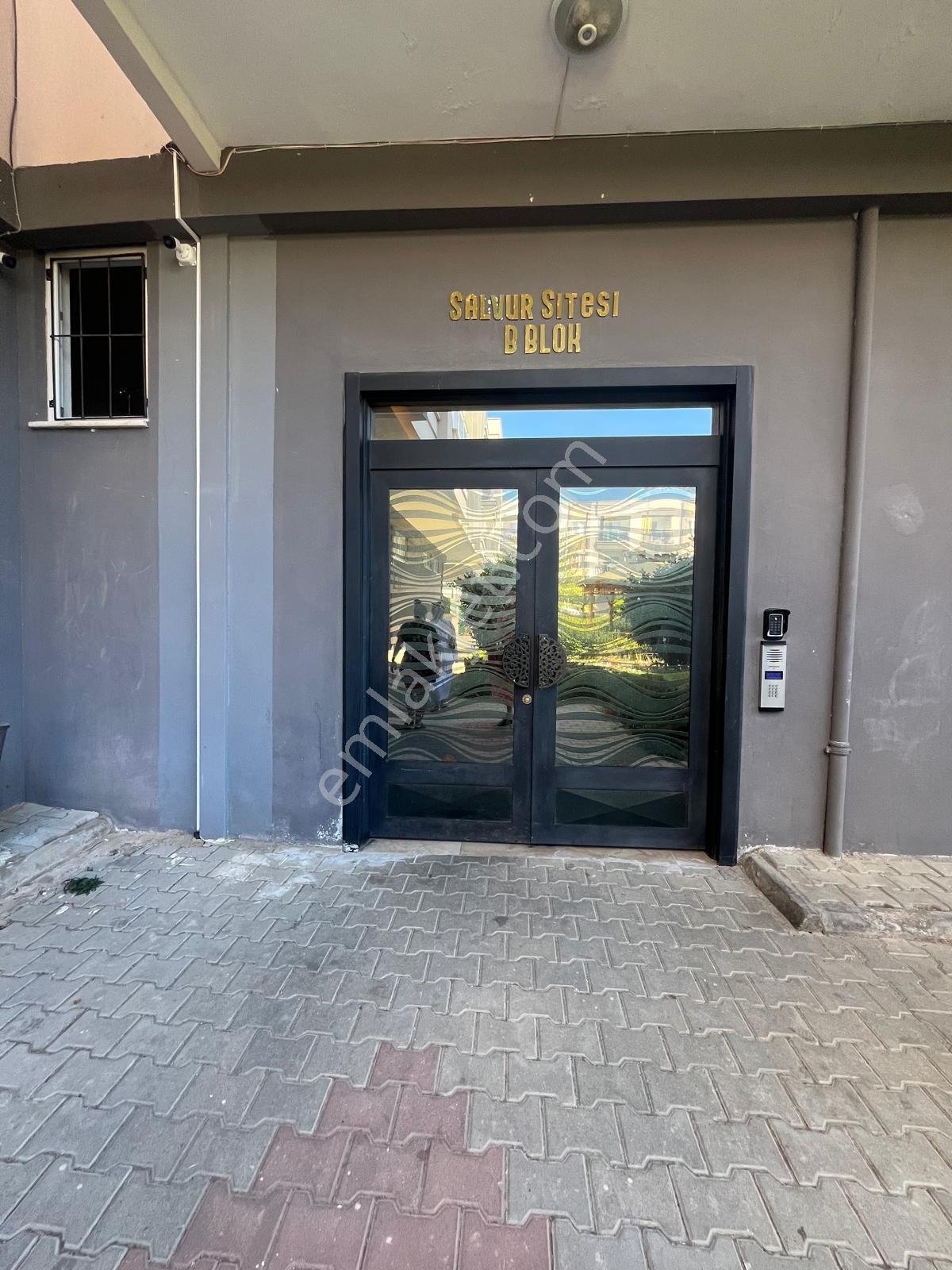 Alanya Konakli Merkezde Havuzlu Satılık 1+1 Daire Denize 100 Mt - Görsel 16