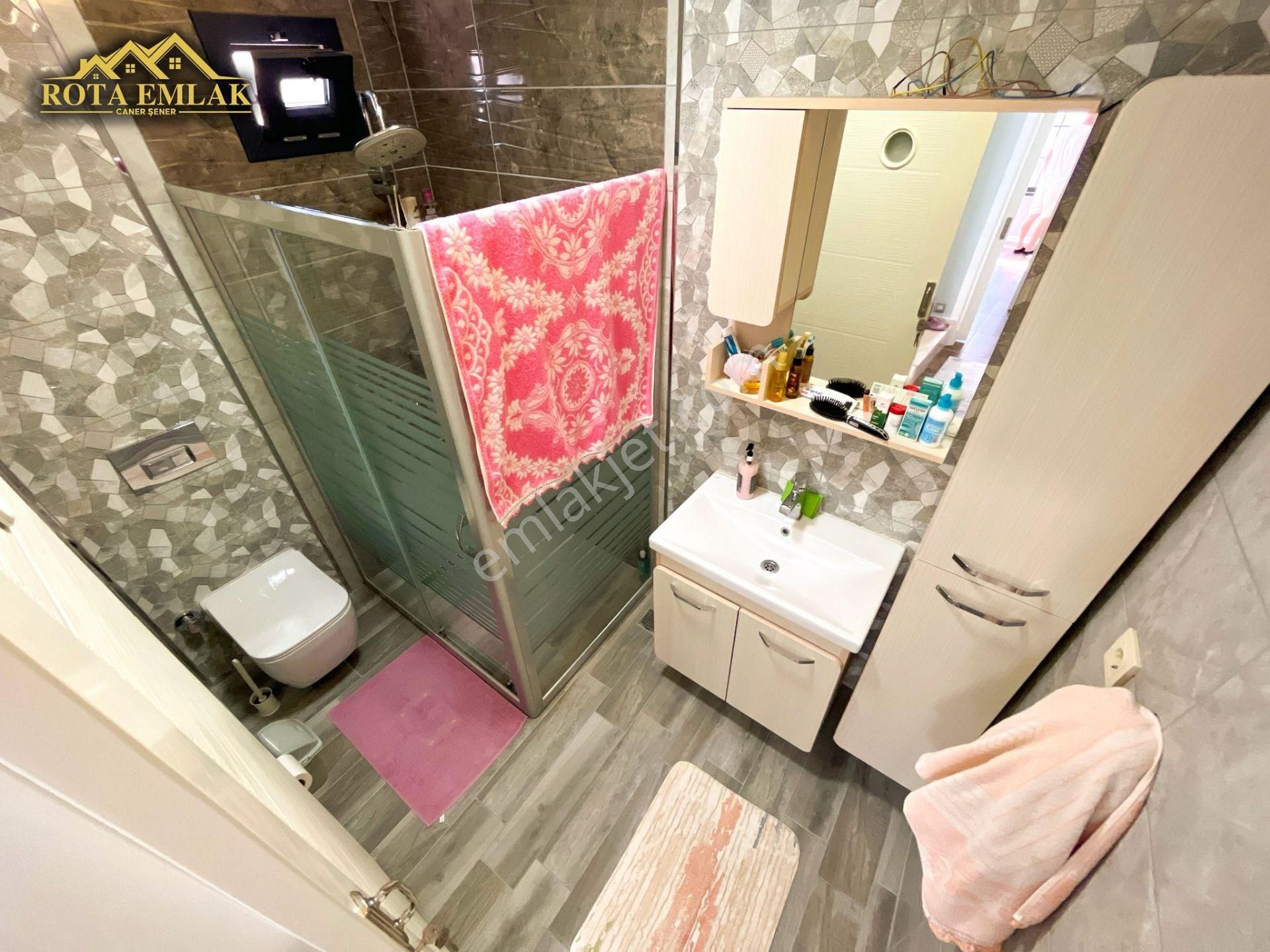 Rota Emlak'tan Gümüldür'de Havuzlu Sitede 3+1 Satılık Villa - Görsel 17