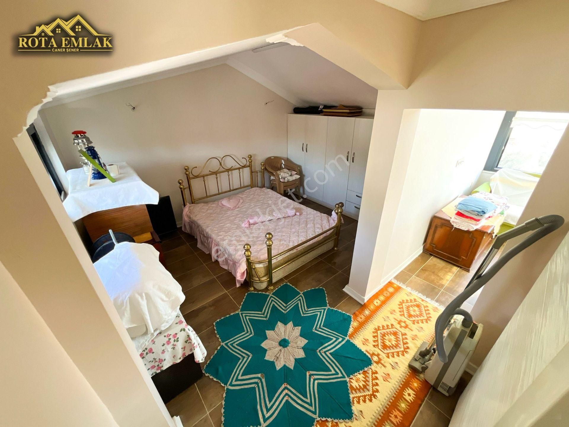 Rota Emlak'tan Gümüldür'de Havuzlu Sitede 3+1 Satılık Villa - Görsel 14