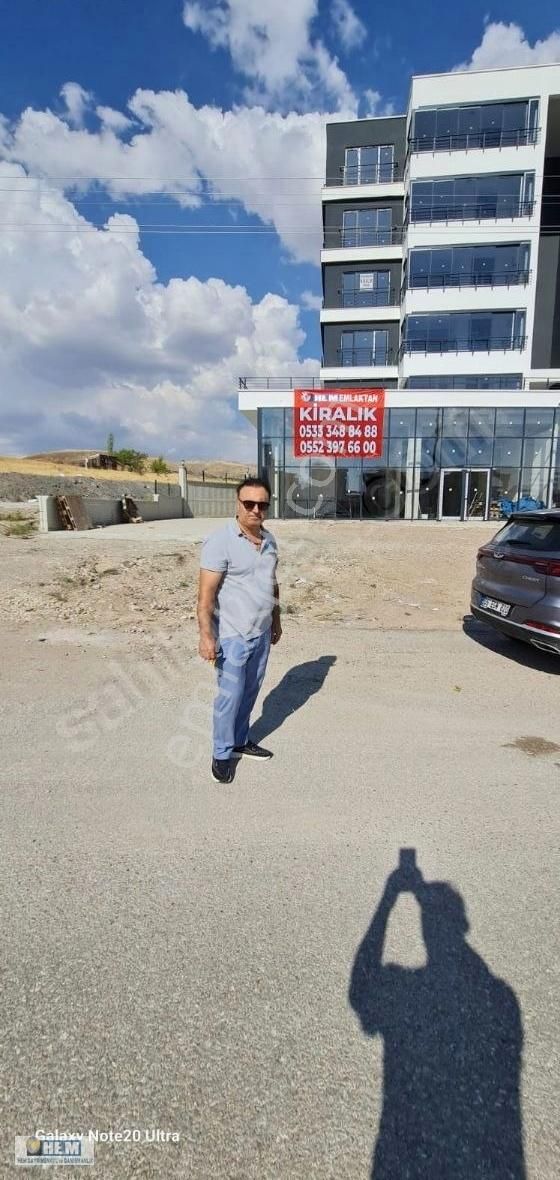 Yenimahalle Yakacık Ana Cadde De Çevre Yoluna Yakın 500m2 Bacalı - Görsel 4