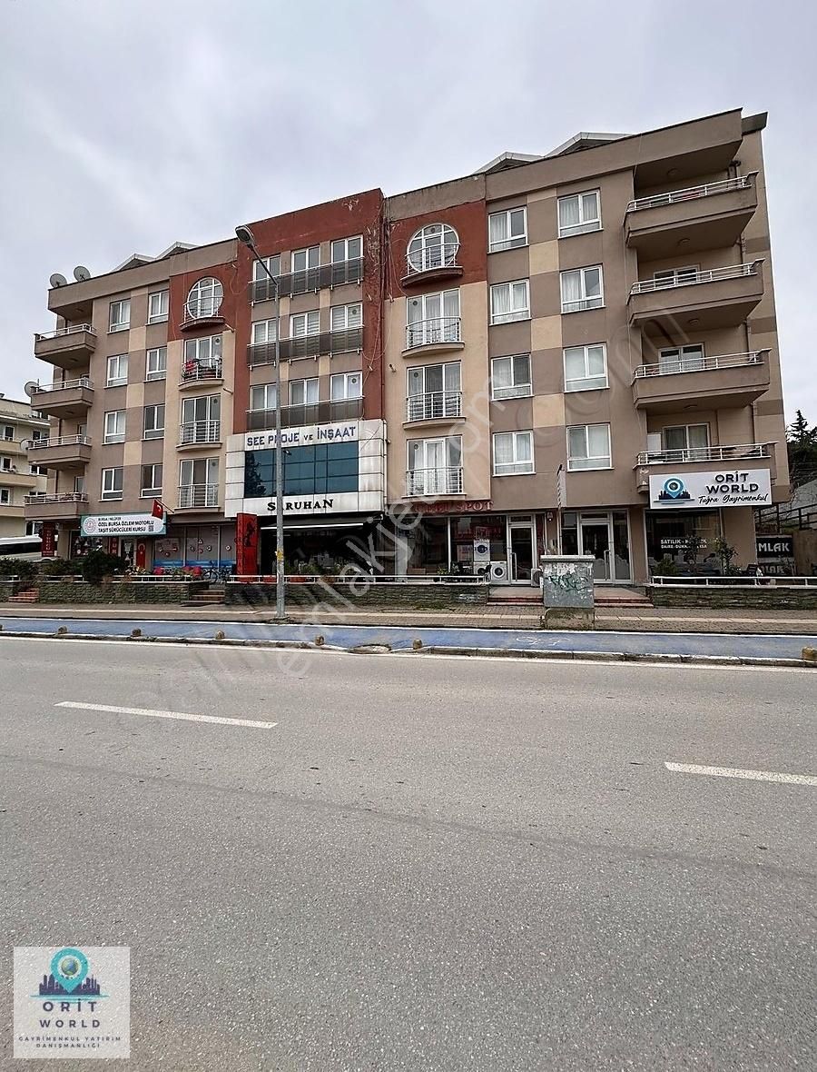 Görüklede Kiralık 1+1 Geniş Eşyasız Daire