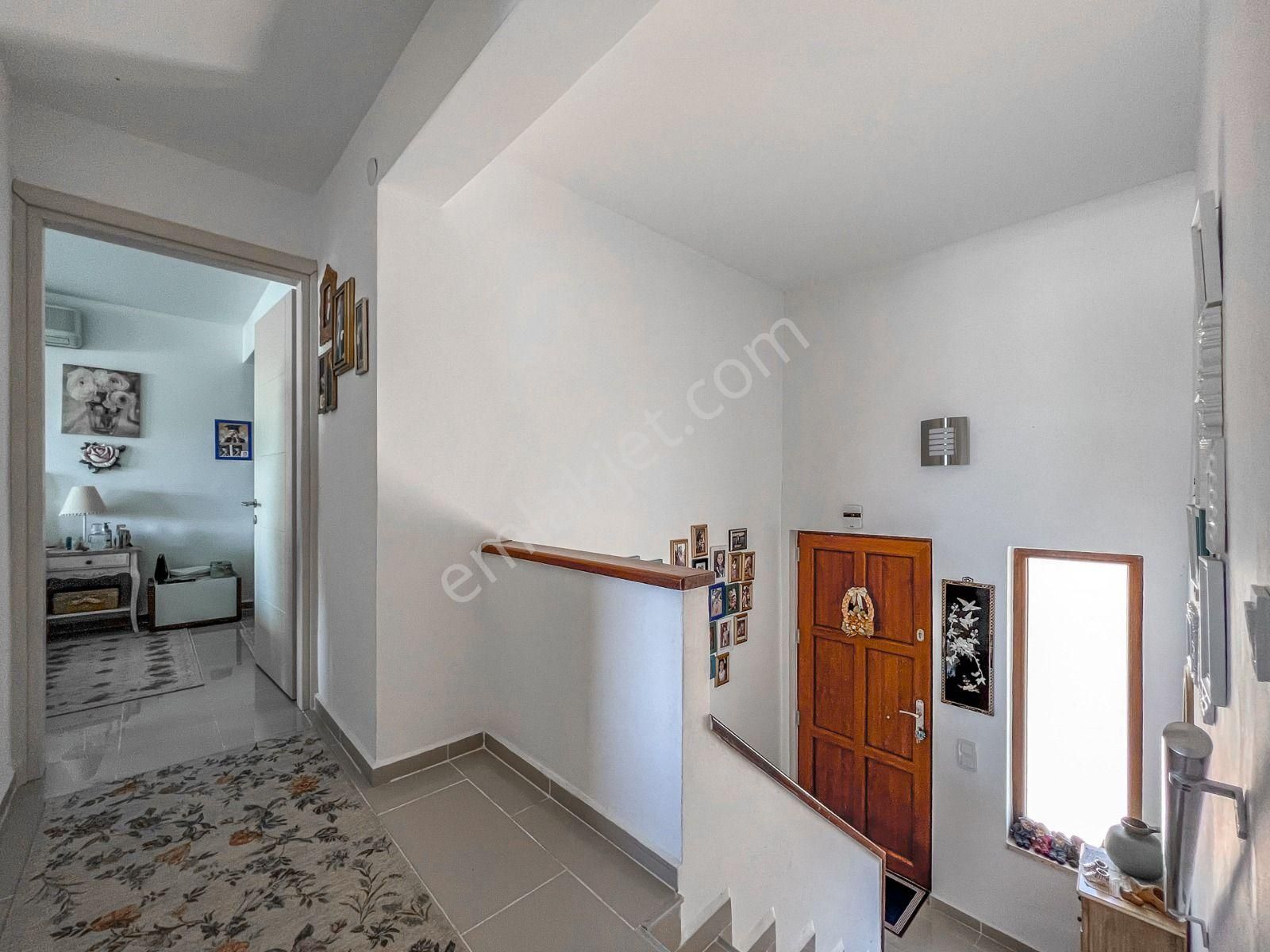 Bodrum Adabükü Doktorlar Sitesi'nde Deniz Manzaralı Birleştirilmiş Satılık Villa - Görsel 32