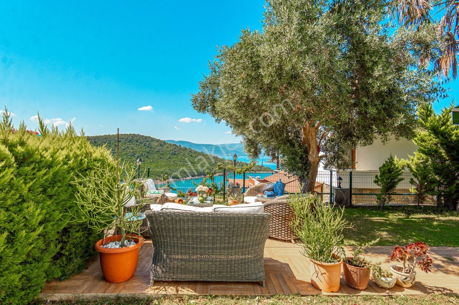 Bodrum Adabükü Doktorlar Sitesi'nde Deniz Manzaralı Birleştirilmiş Satılık Villa - Görsel 10