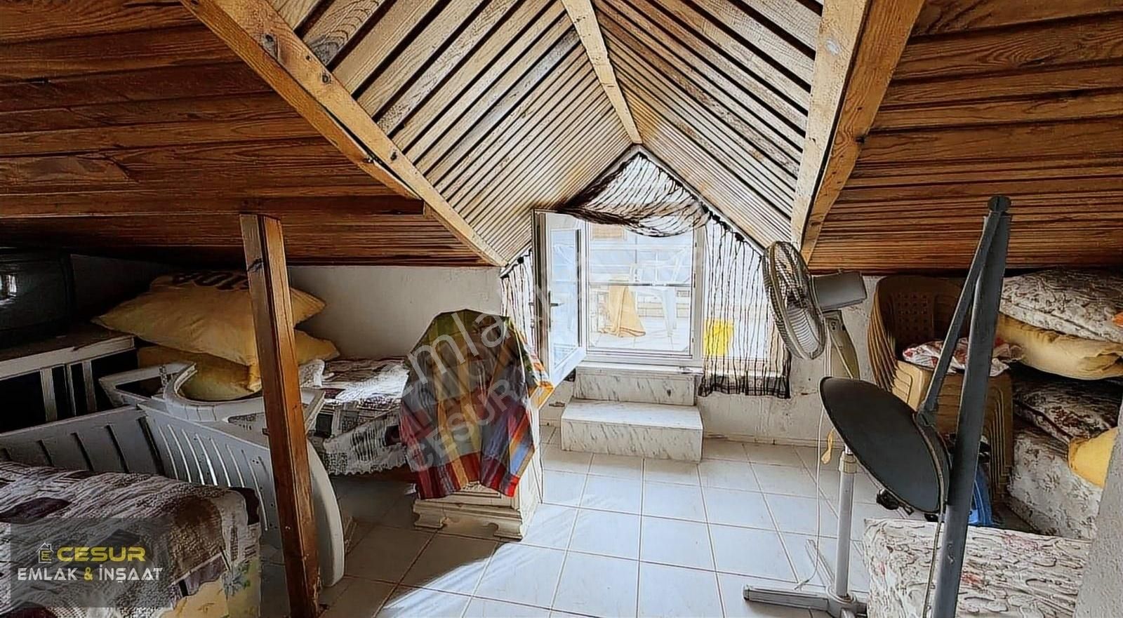 İzmir Dikili Salihleraltında Denize Sadece 150 Metre Villa - Görsel 24