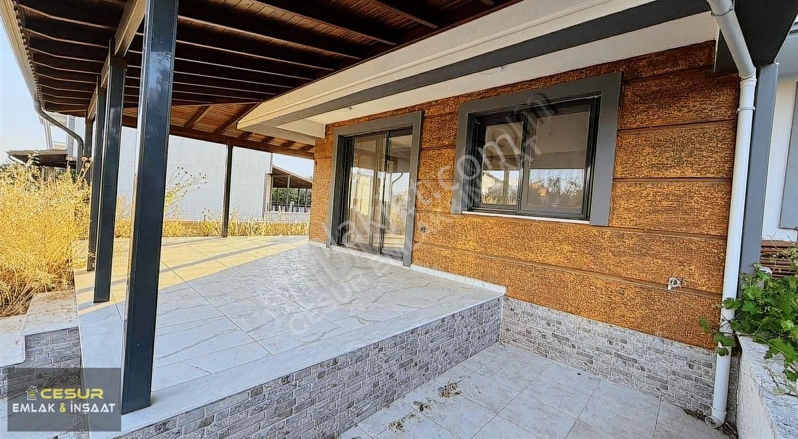 Dikili Gülkent Sitesinde 4+1 Triplex Muhteşem Villa - Görsel 2