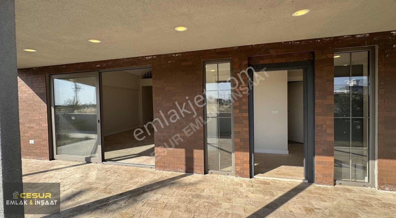 İzmir Dikili Salihlerde Ultra Lüks Yatay Mimari Villa - Görsel 24