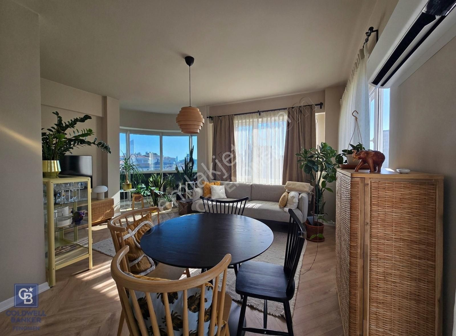 Elalmış- Çok Şık Ve Tam Eşyalı -balkon/güvenlik/k.otoparklı Site