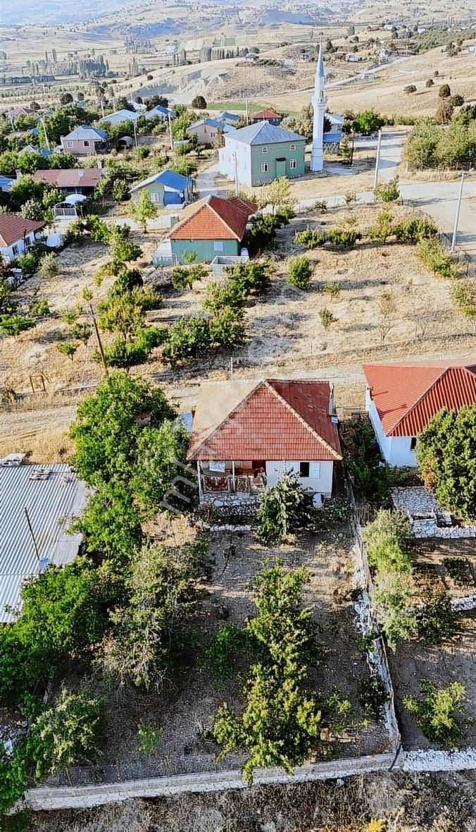 Özel İmarlı 382m2 Arsası Olan İçi Yapılı 2+1 Satılık Müstakil Ev