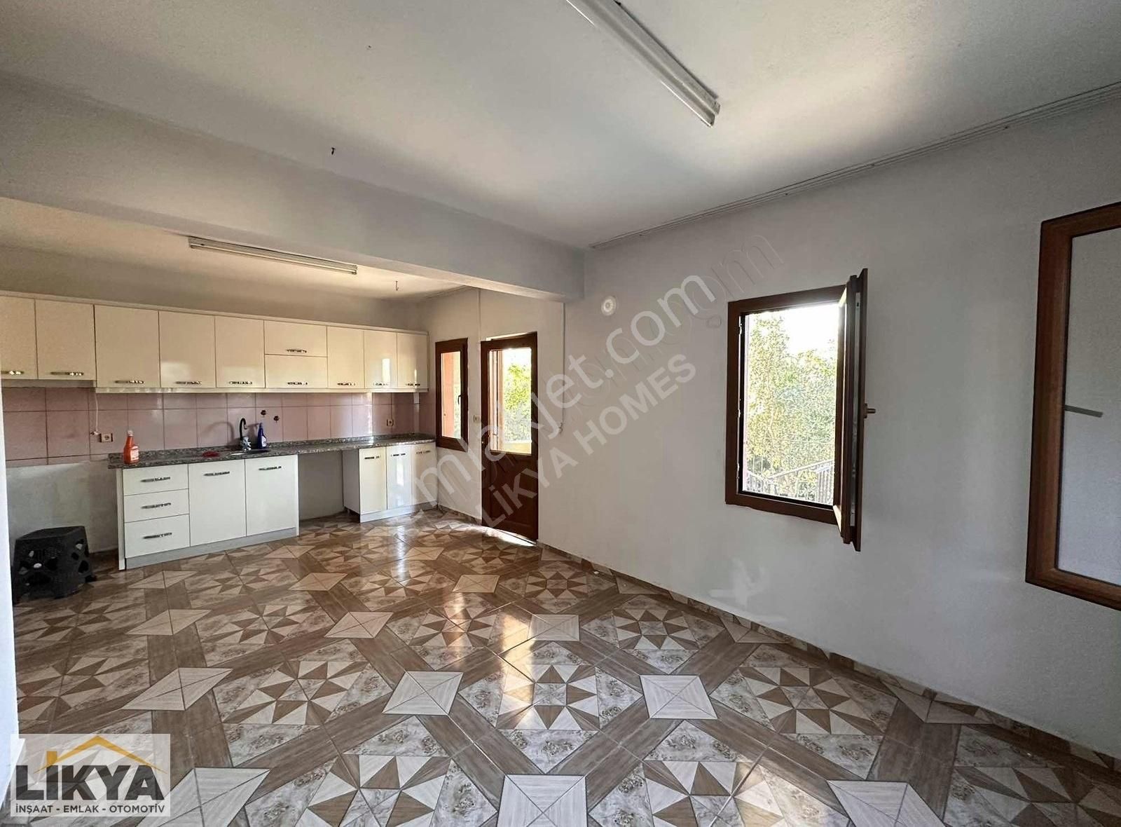 Esenköy Mh. 3+1 130 M2 Zemin Kat Merkezi Lokasyon Kiralık Daire
