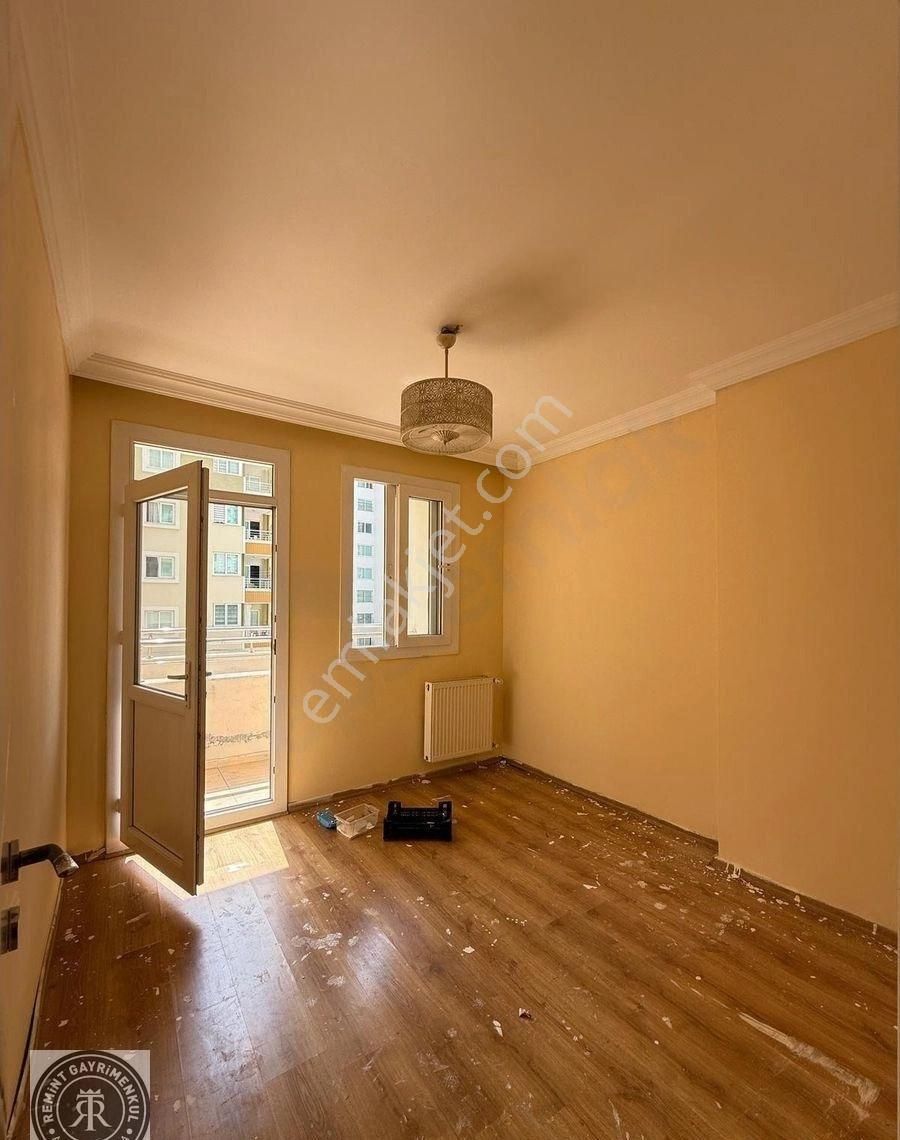 Çukurova Hasarsız 2+1 K.mutfak Teras Balkon 100 Yıl Satılık Daire Cazipppppp - Görsel 2