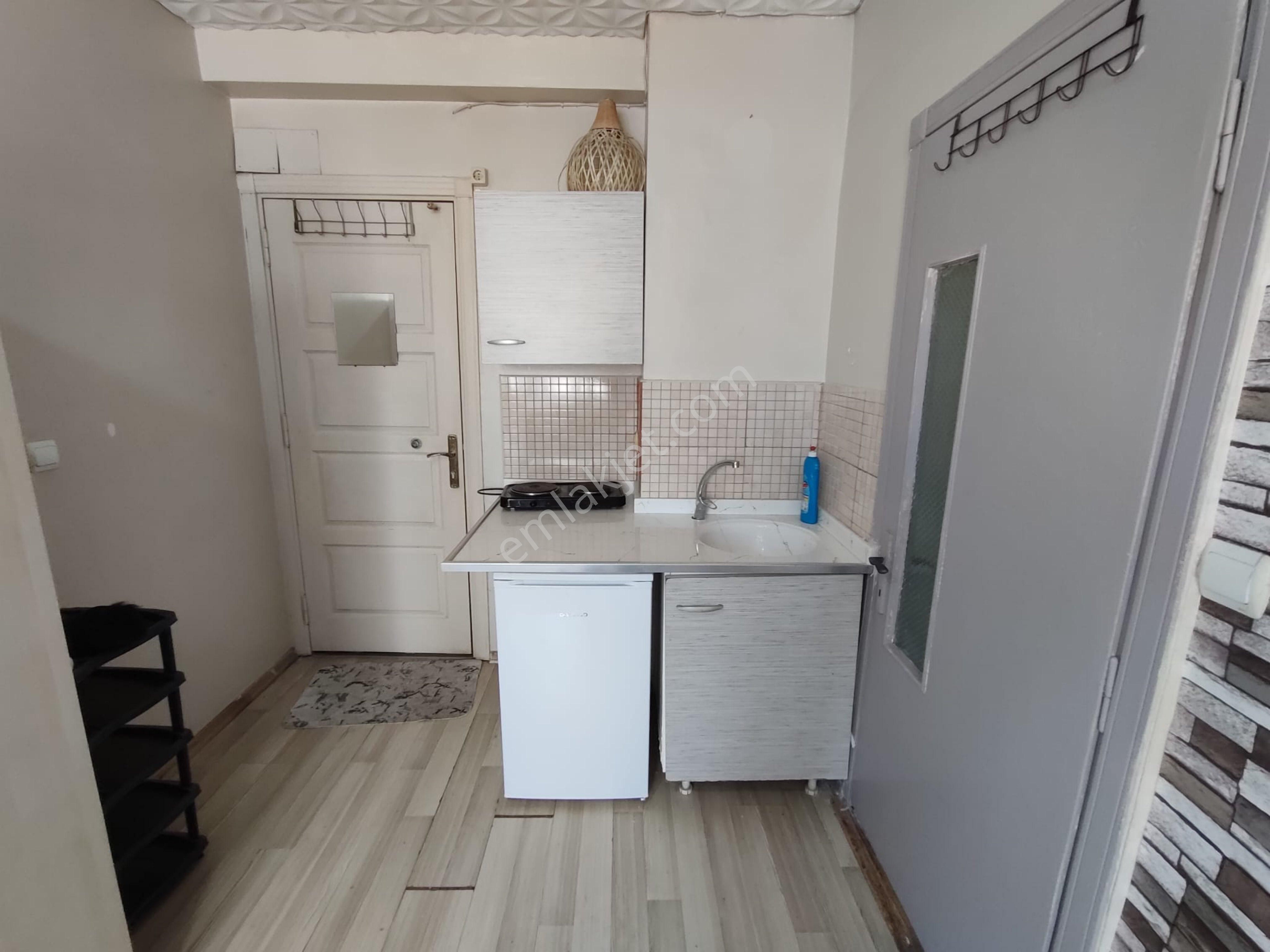 Baraj Yolu Hasan Usta Karşısında Eşyalı Kiralık 1+0