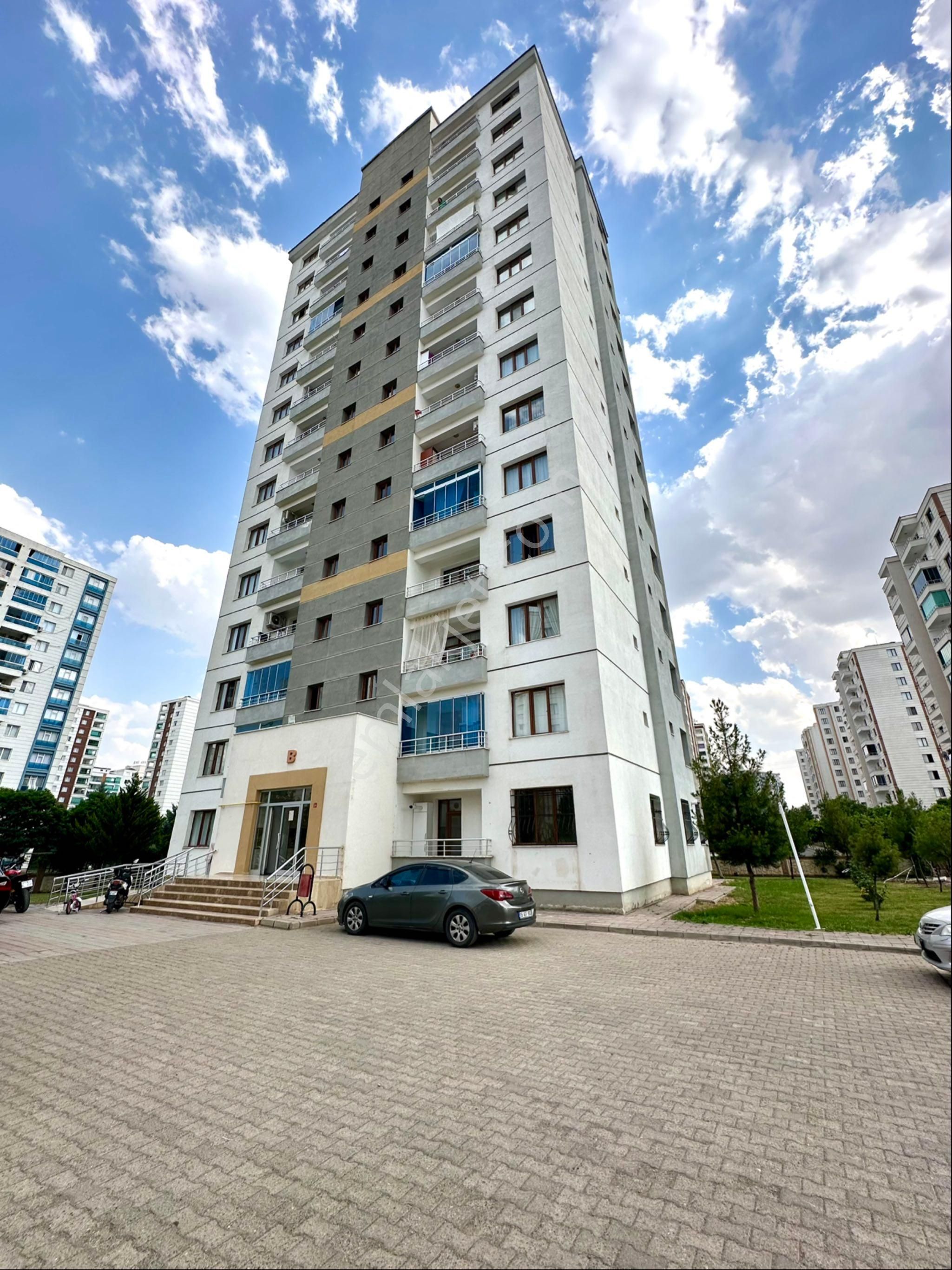 Erdem Gayrimenkulden Elazığ Yolunda Kiralık 1+1 Eşyalı Büyük Daire