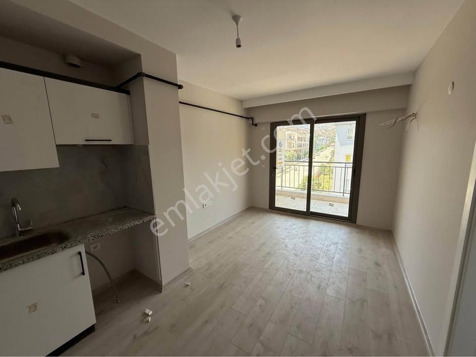 Aydın Nazilli İsabeyli Mahallesinde Satılık 1+1 Yatırımlık Doğalgazlı Daire