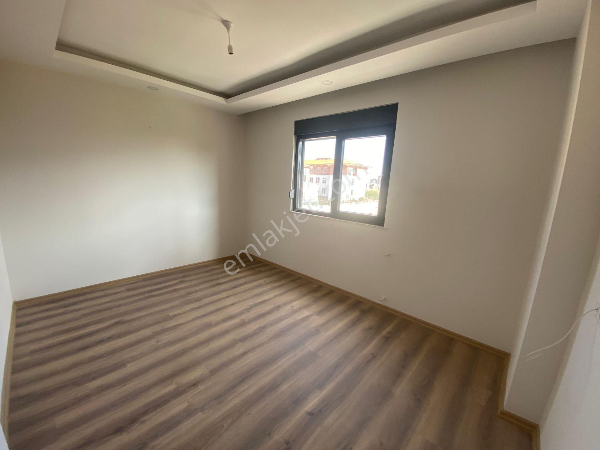 Antalya Kepez Varsak Demirel Mahallesinde 3+1 Satılık Sıfır Daire