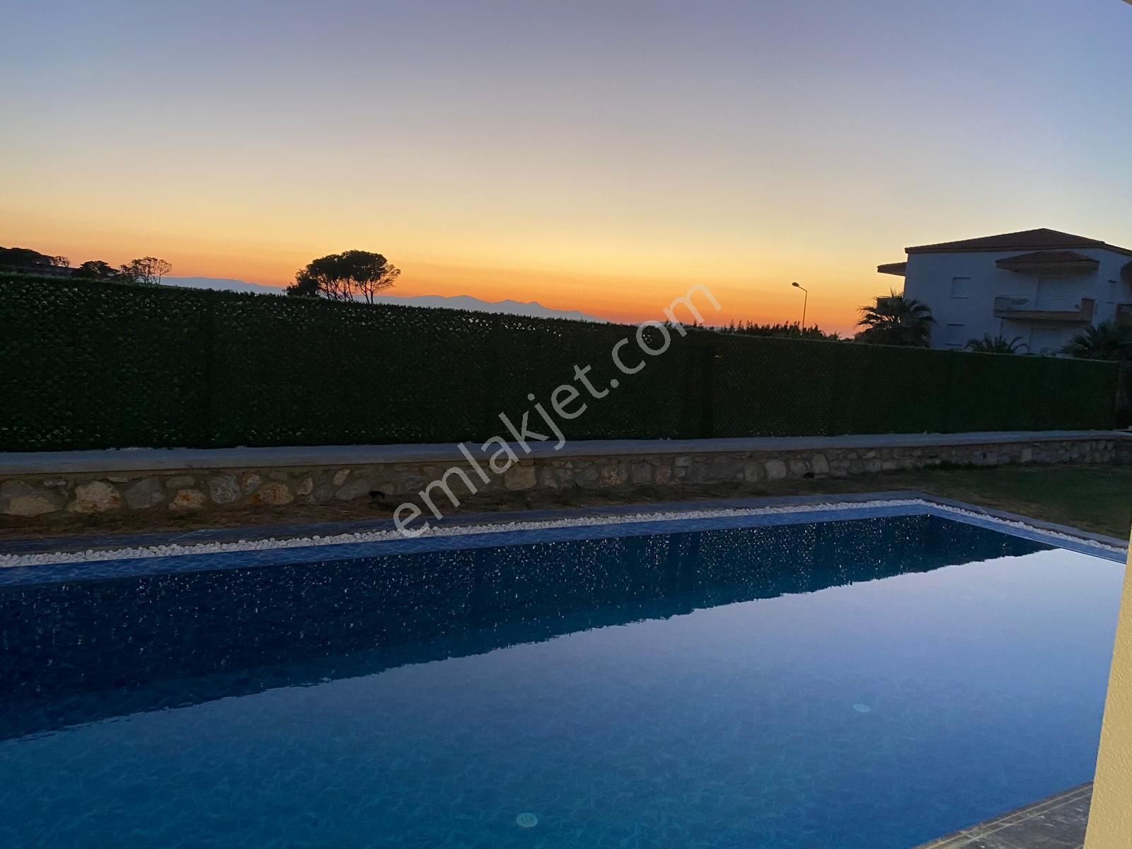 Alaçatı Gayrimenkulden Ildır-germiyan Yalısı Arası Kiralık Havuzlu Sıfır Villa - Görsel 11