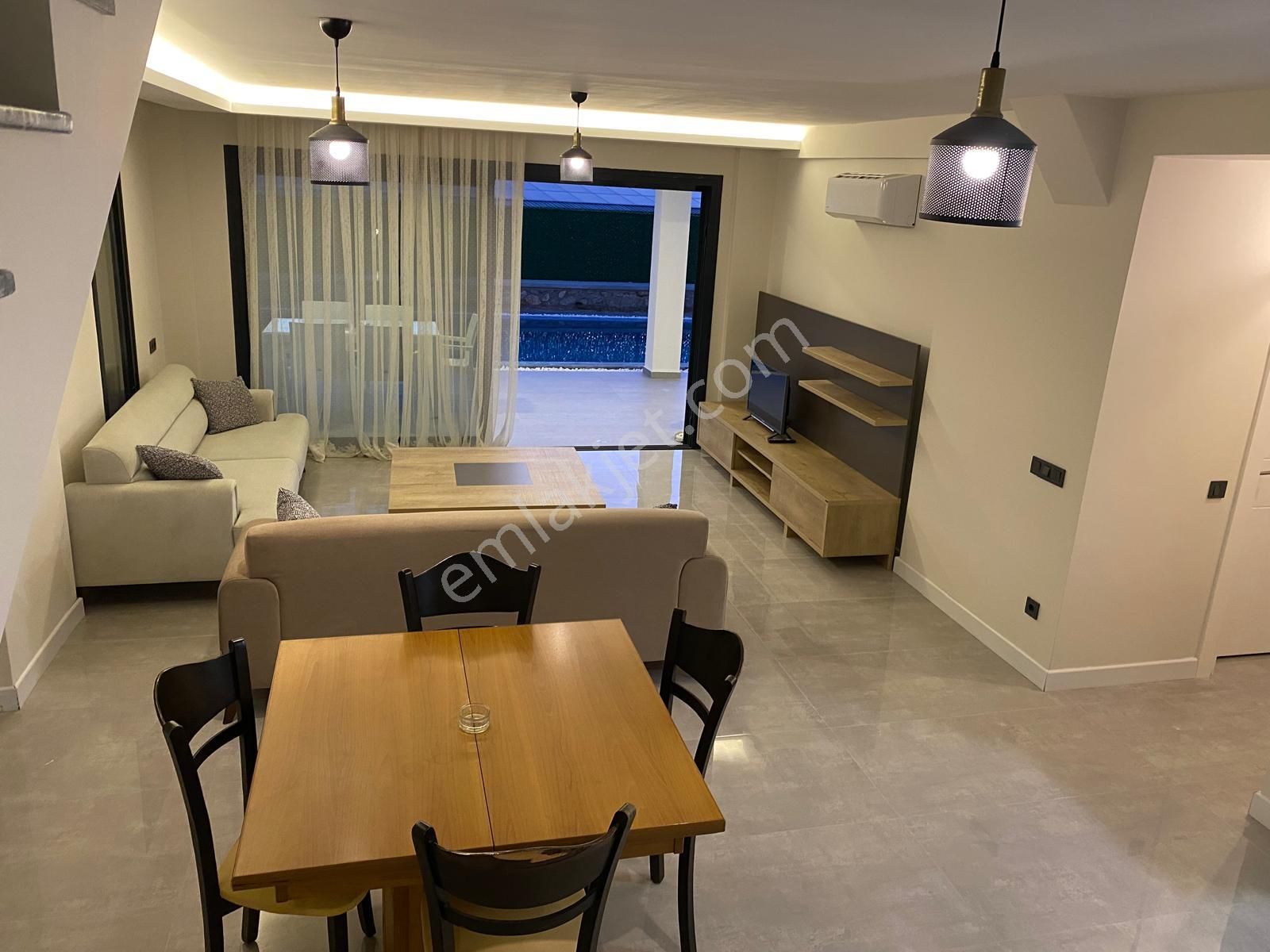 Alaçatı Gayrimenkulden Ildır-germiyan Yalısı Arası Kiralık Havuzlu Sıfır Villa - Görsel 5