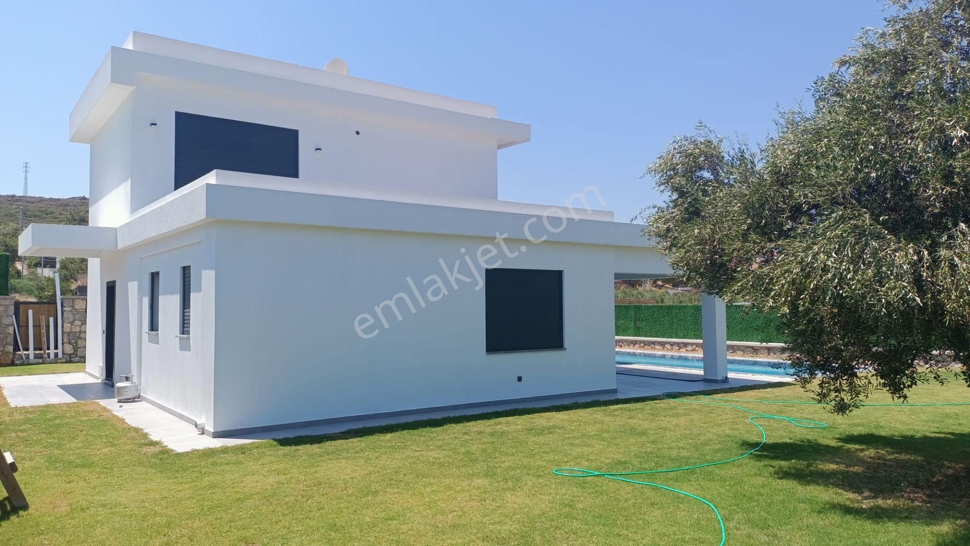 Alaçatı Gayrimenkulden Ildır-germiyan Yalısı Arası Kiralık Havuzlu Sıfır Villa - Görsel 2