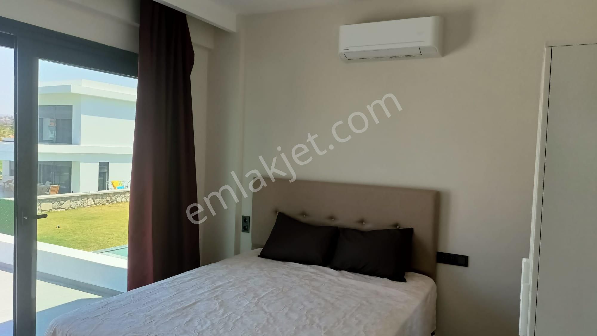 Alaçatı Gayrimenkulden Ildır-germiyan Yalısı Arası Kiralık Havuzlu Sıfır Villa - Görsel 16