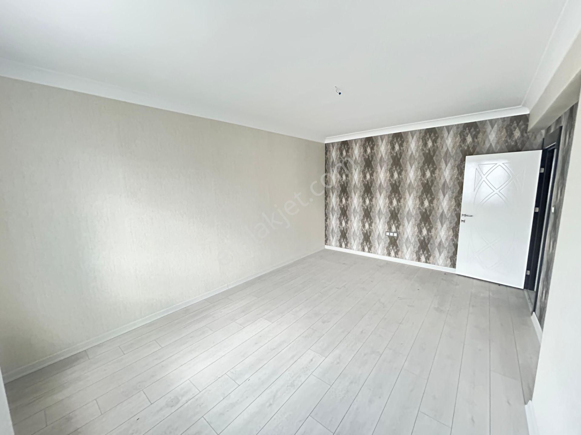 Merkezi Konumda Yüksek Katta Manzaralı Sitede 4+1 Satılık Prıme Ofis - Görsel 37