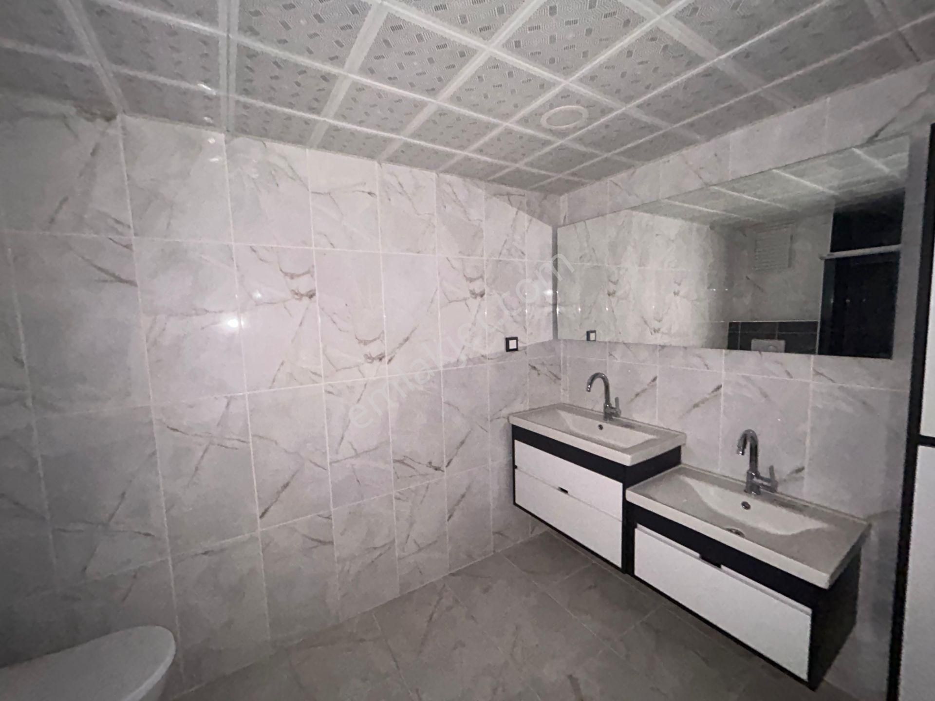 Merkezi Konumda Yüksek Katta Manzaralı Sitede 4+1 Satılık Prıme Ofis - Görsel 23