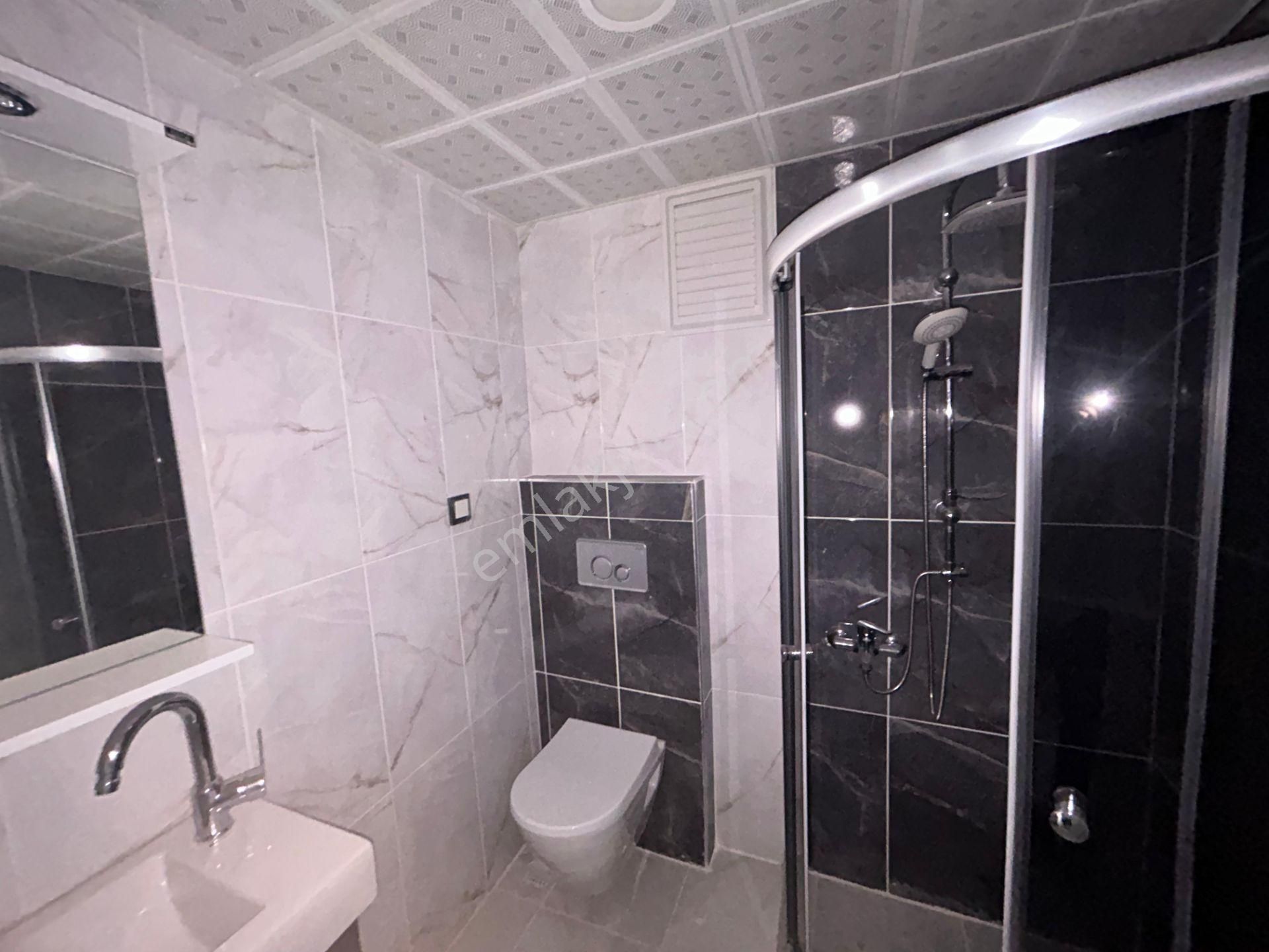 Merkezi Konumda Yüksek Katta Manzaralı Sitede 4+1 Satılık Prıme Ofis - Görsel 5