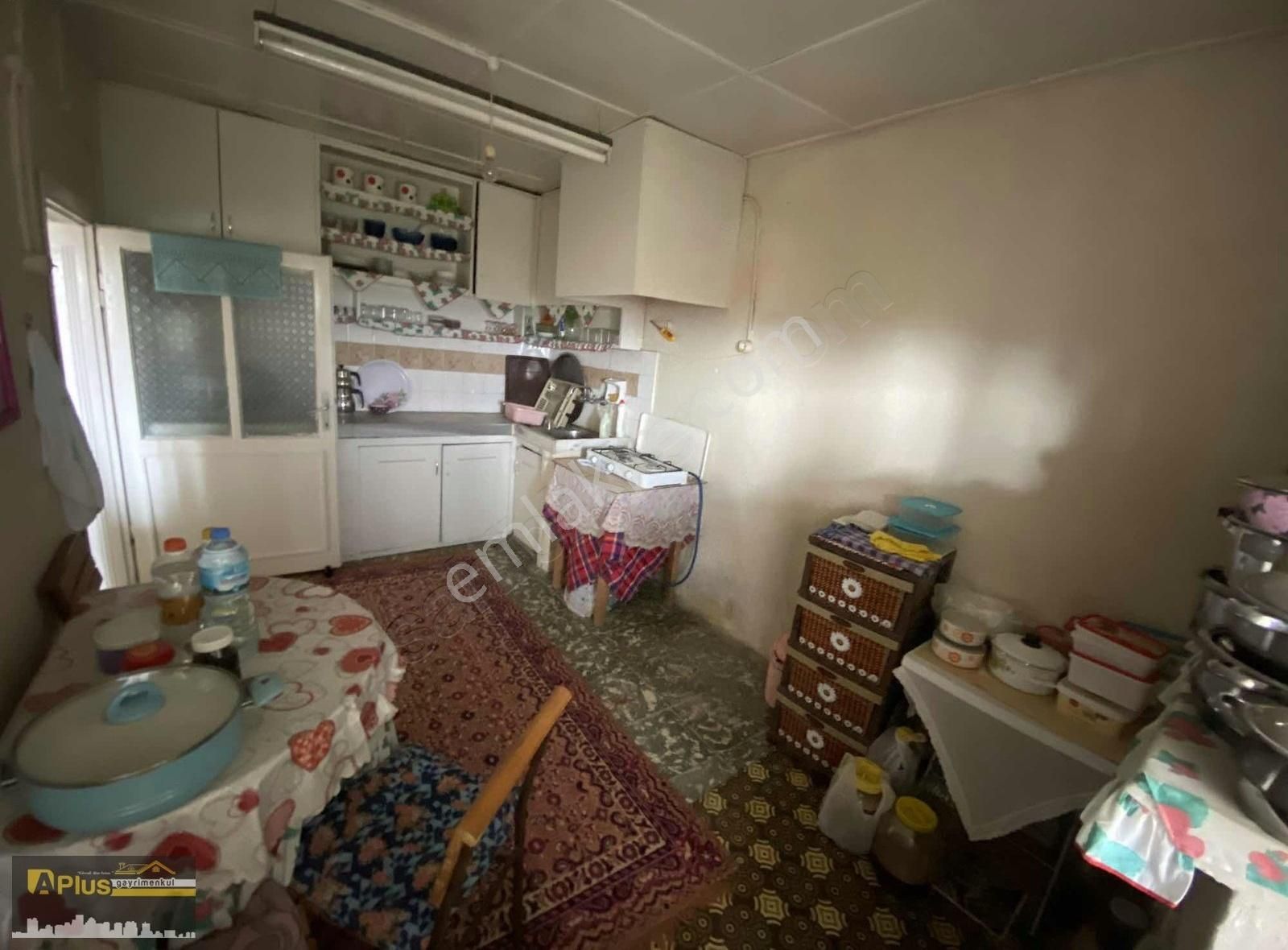 A Plus Gayrimenkulden Bayındır Merkezde Satılık Müstakil Ev - Görsel 15