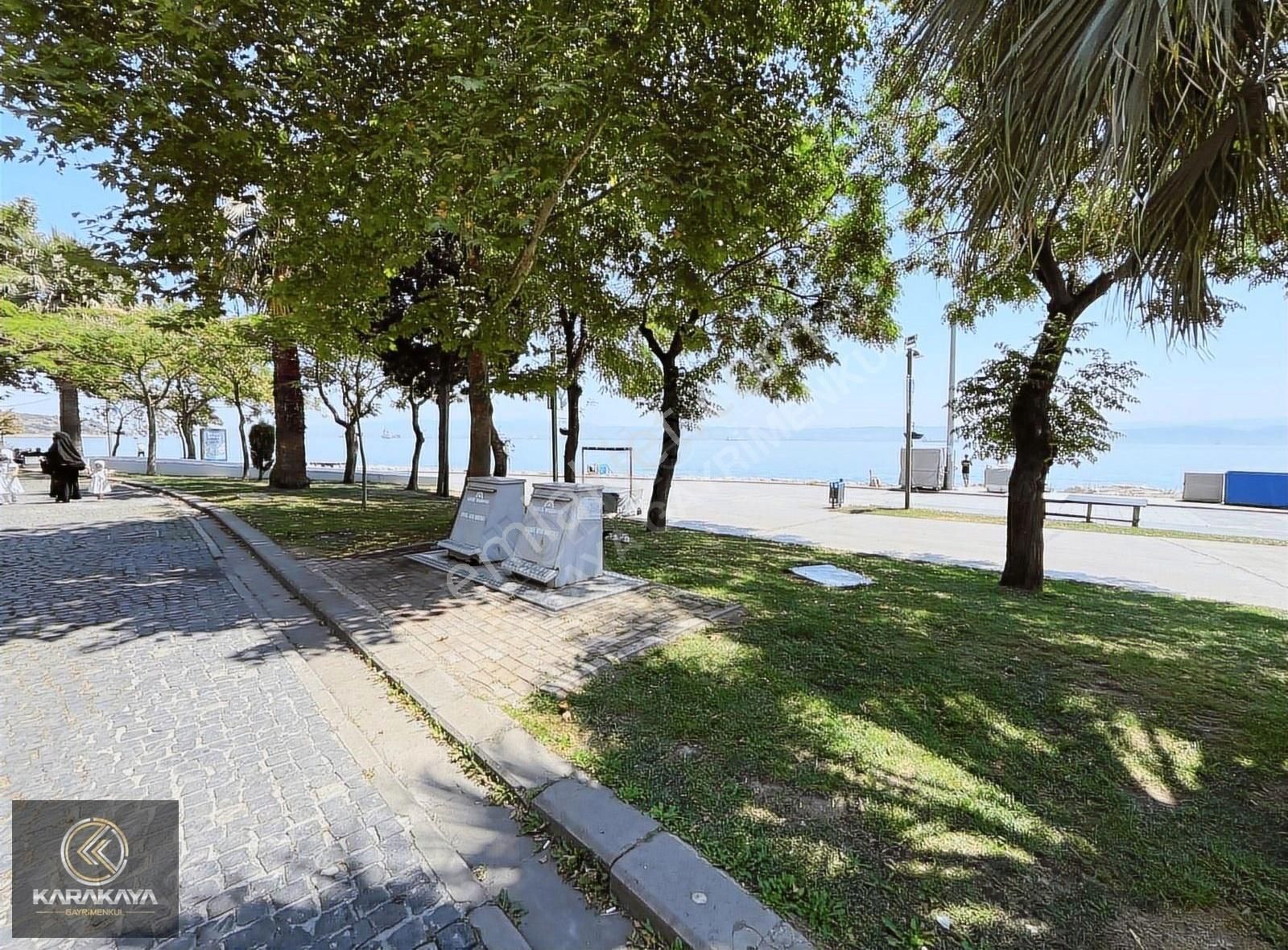 Eskihisar'da Denize Sıfır Müstakil Ev