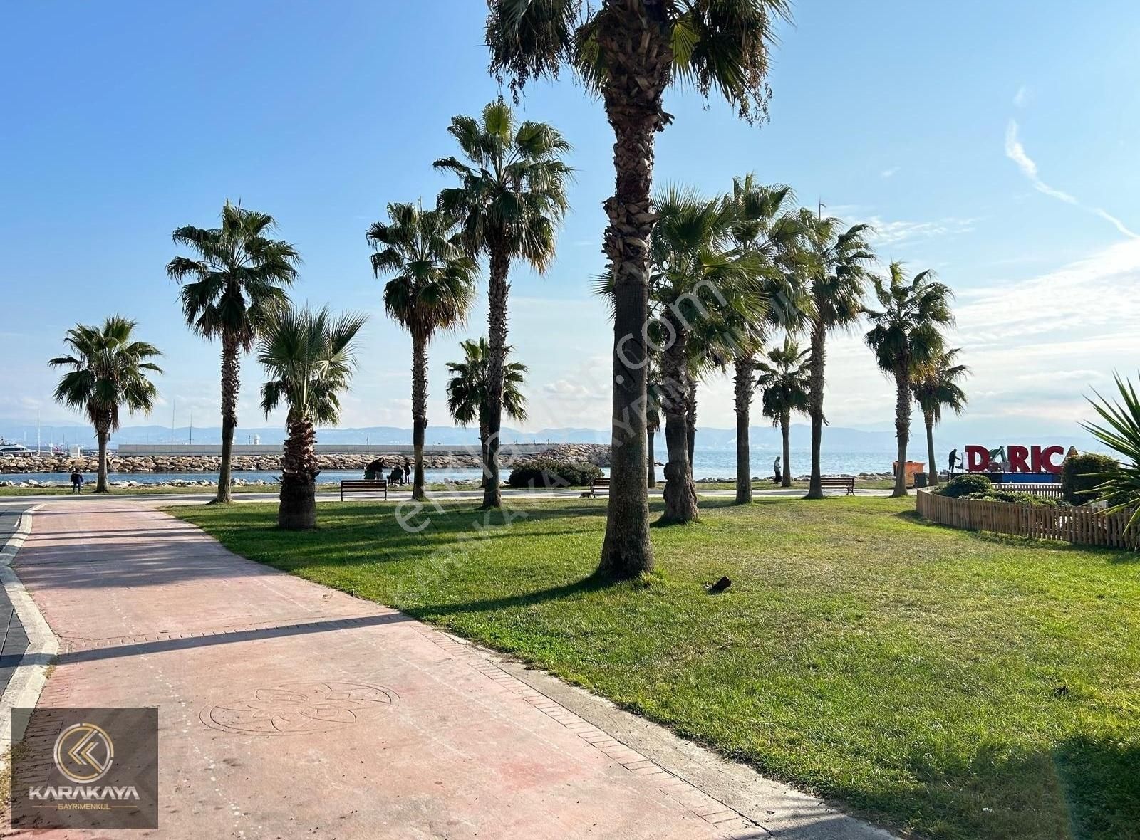 Yeni Mahallede Deniz Manzaralı 3+1 Arakat Daire