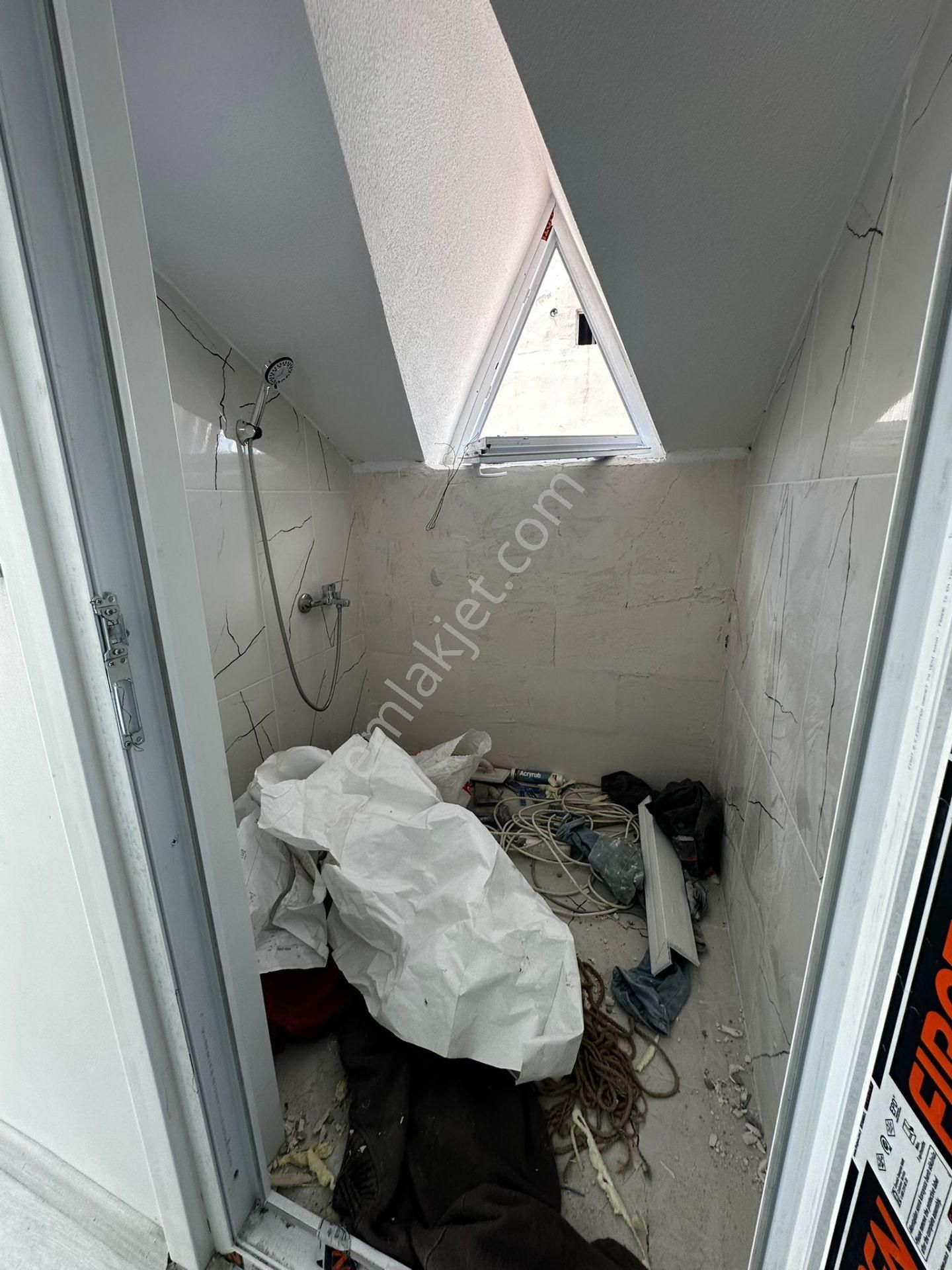 Türkiye Emlakdan 3+2 Yüzyıl Mah 160m² 3.kat Dublex Lüxdaire 2600 - Görsel 23