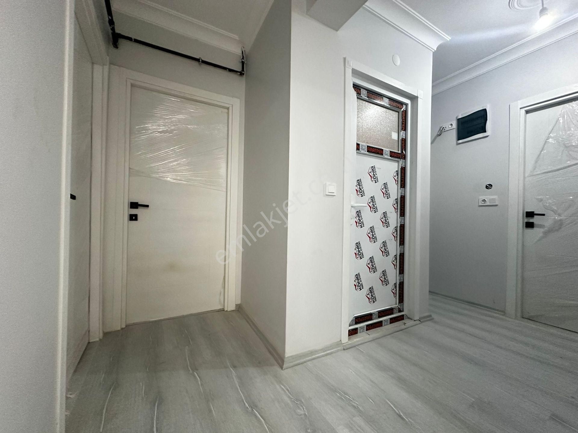 Türkiye Emlakdan 3+2 Yüzyıl Mah 160m² 3.kat Dublex Lüxdaire 2600 - Görsel 14