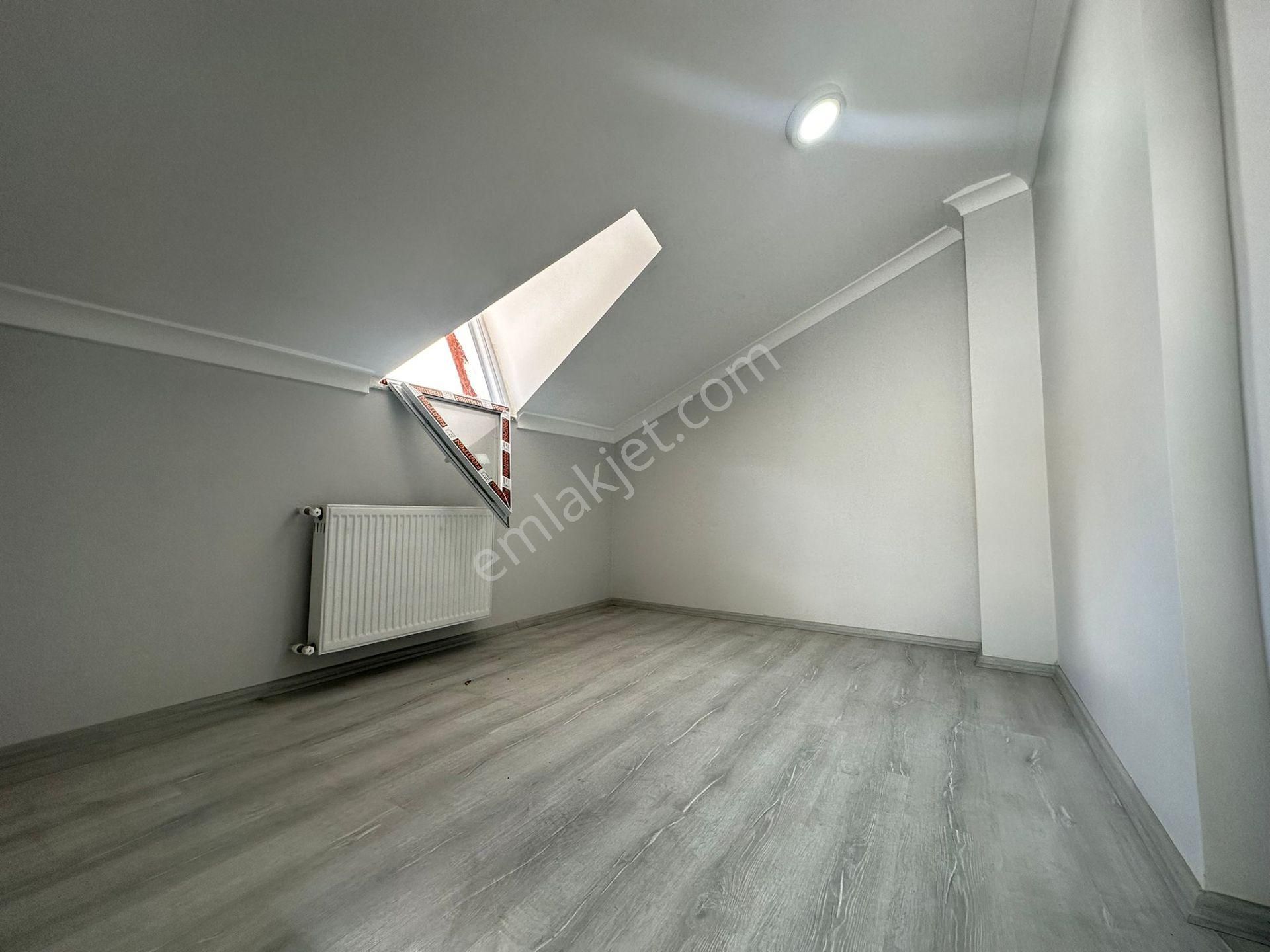 Türkiye Emlakdan 3+2 Yüzyıl Mah 160m² 3.kat Dublex Lüxdaire 2600 - Görsel 19