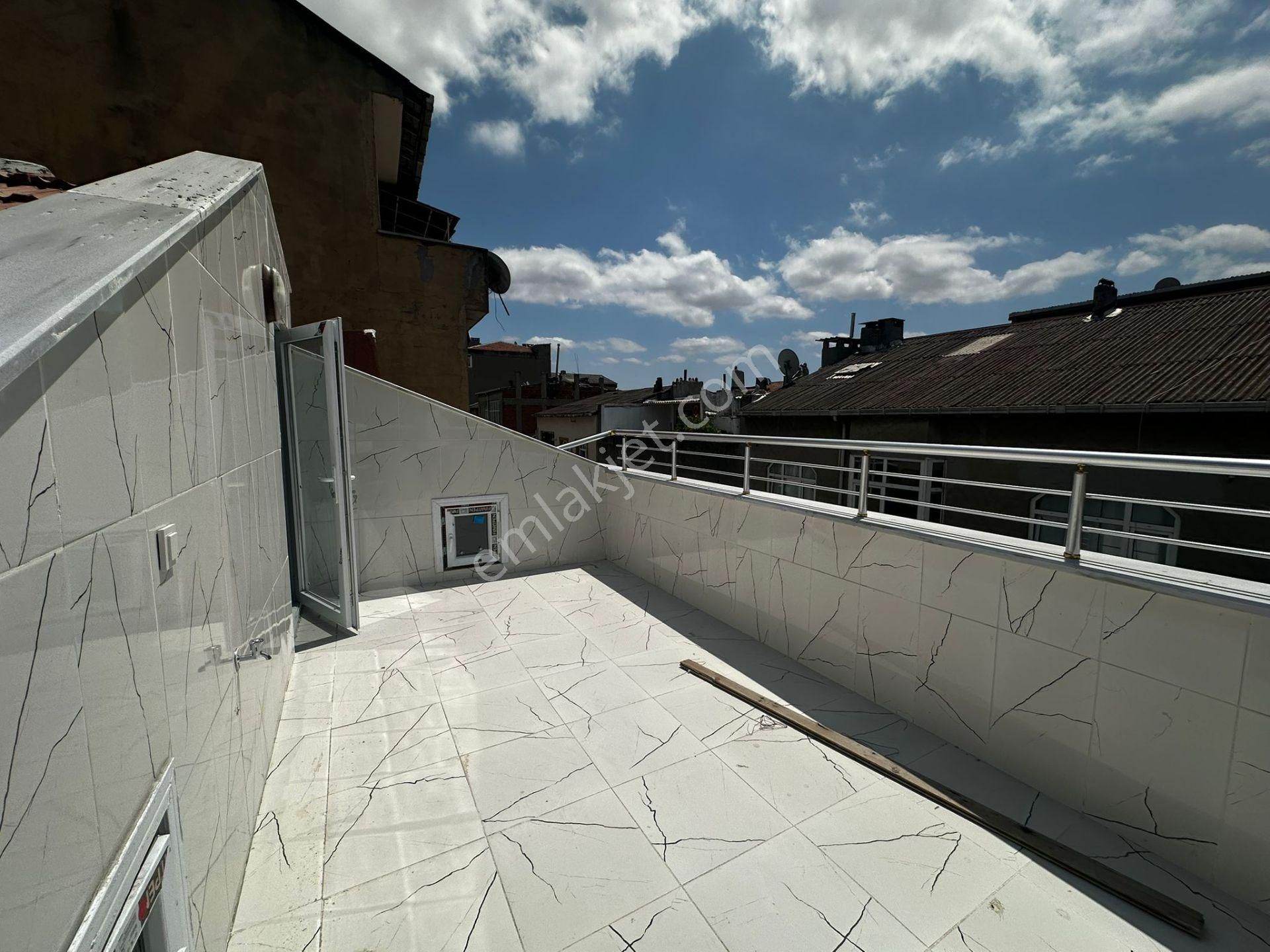 Türkiye Emlakdan 3+2 Yüzyıl Mah 160m² 3.kat Dublex Lüxdaire 2600 - Görsel 25