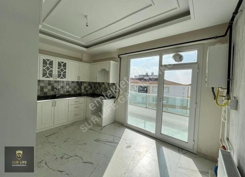 Hunday Bayisi Arkası