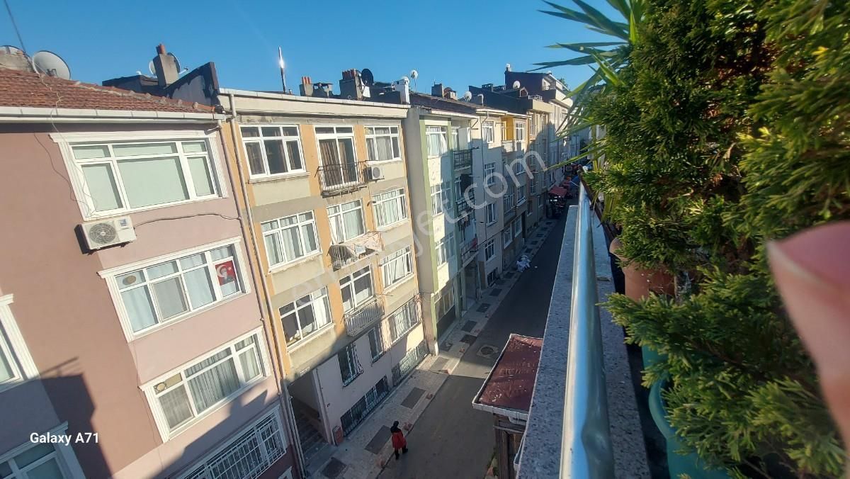 Üsküdar Zeynep Kamilde Genç Binada Dubleks Daire - Görsel 21
