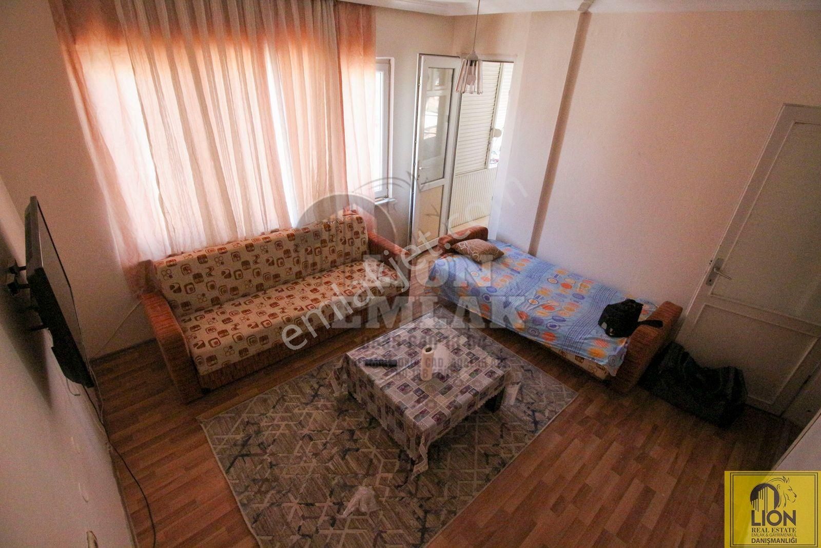 Erdek Yalı Mahallesinde 3+1,asansörlü,merkezi Konumlu Satılık Daire