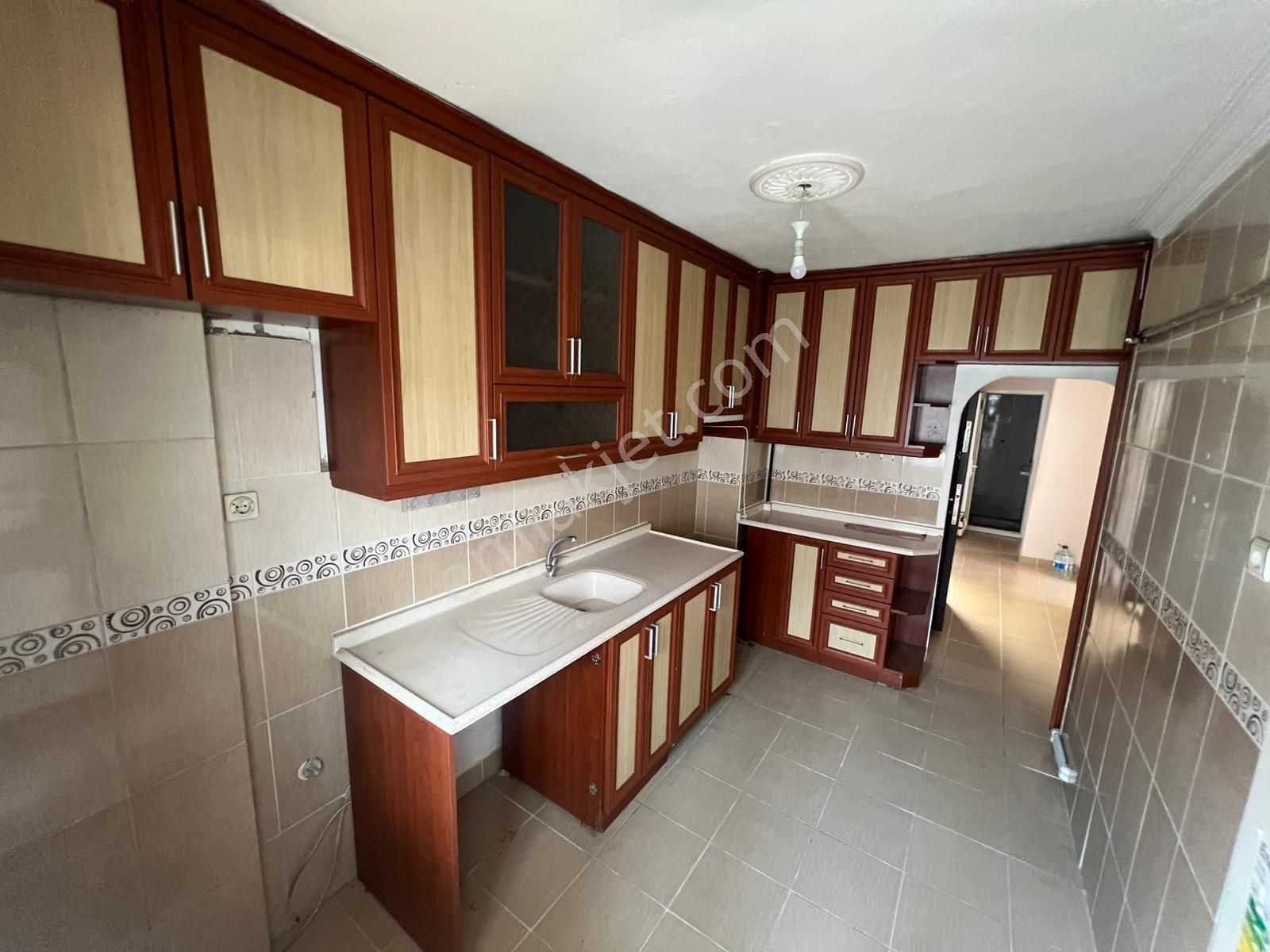 Sincan Akşemsettin Mah 3+1 Son Kat Harika Konumda Kiralık Daire