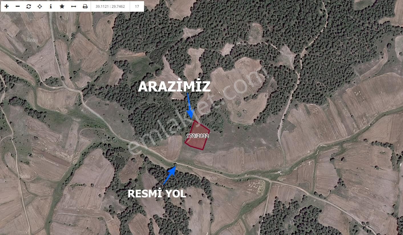 Kütahya Aslanapa'da 2.708 M2 Dümdüz Arazi Gölete Yakın Fırsat