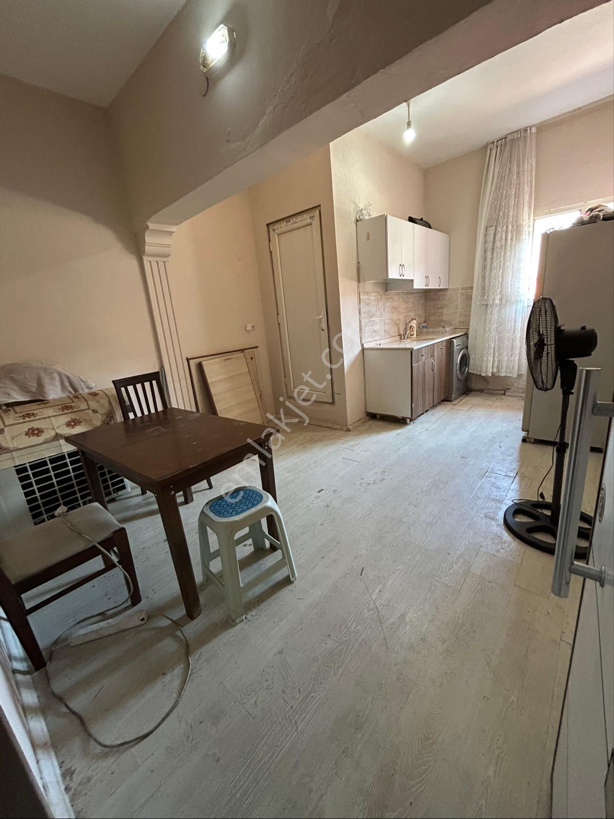 Altıntaş Mahallesinde 1+1 Eşyalı Satılık Daire
