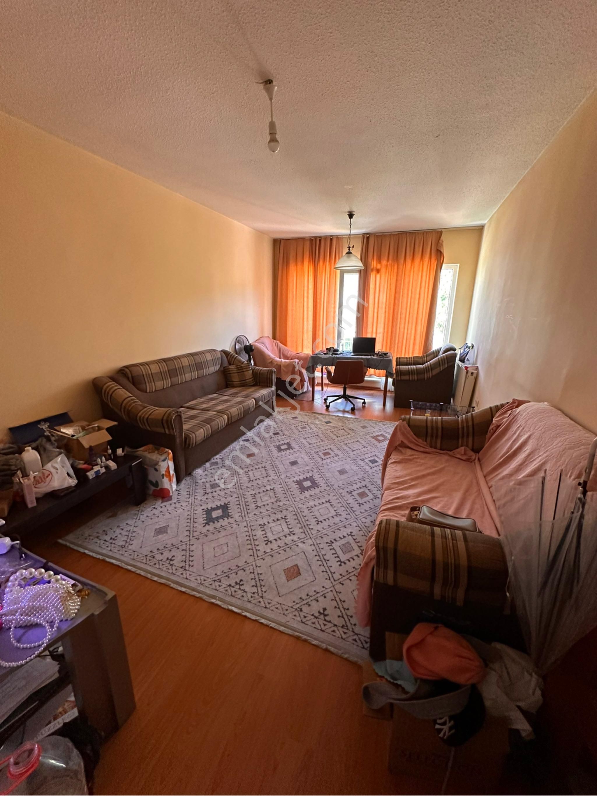 Kartepe Taç Yaprak Eşyalı Kiralık Daire