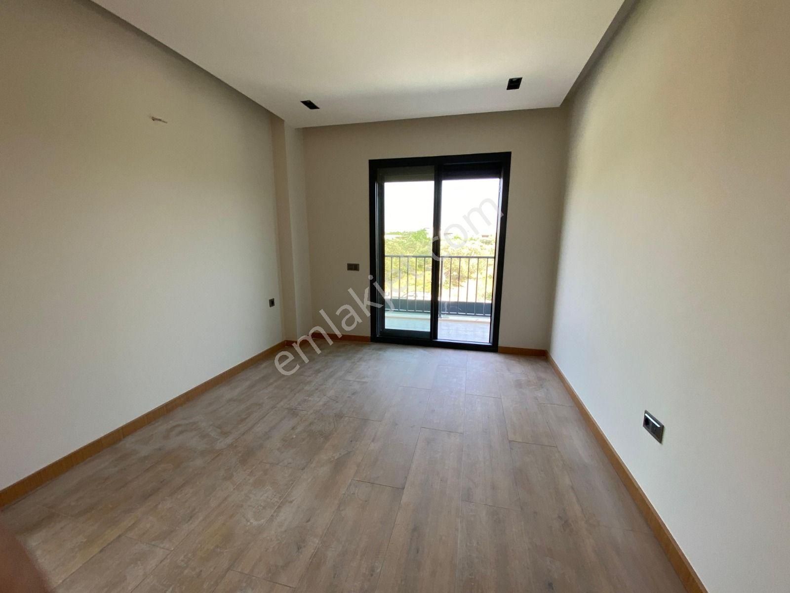 Körfezin Oksijen Cenneti Gürede 4+1 Yüzme Havuzlu Muhteşem Villa - Görsel 32
