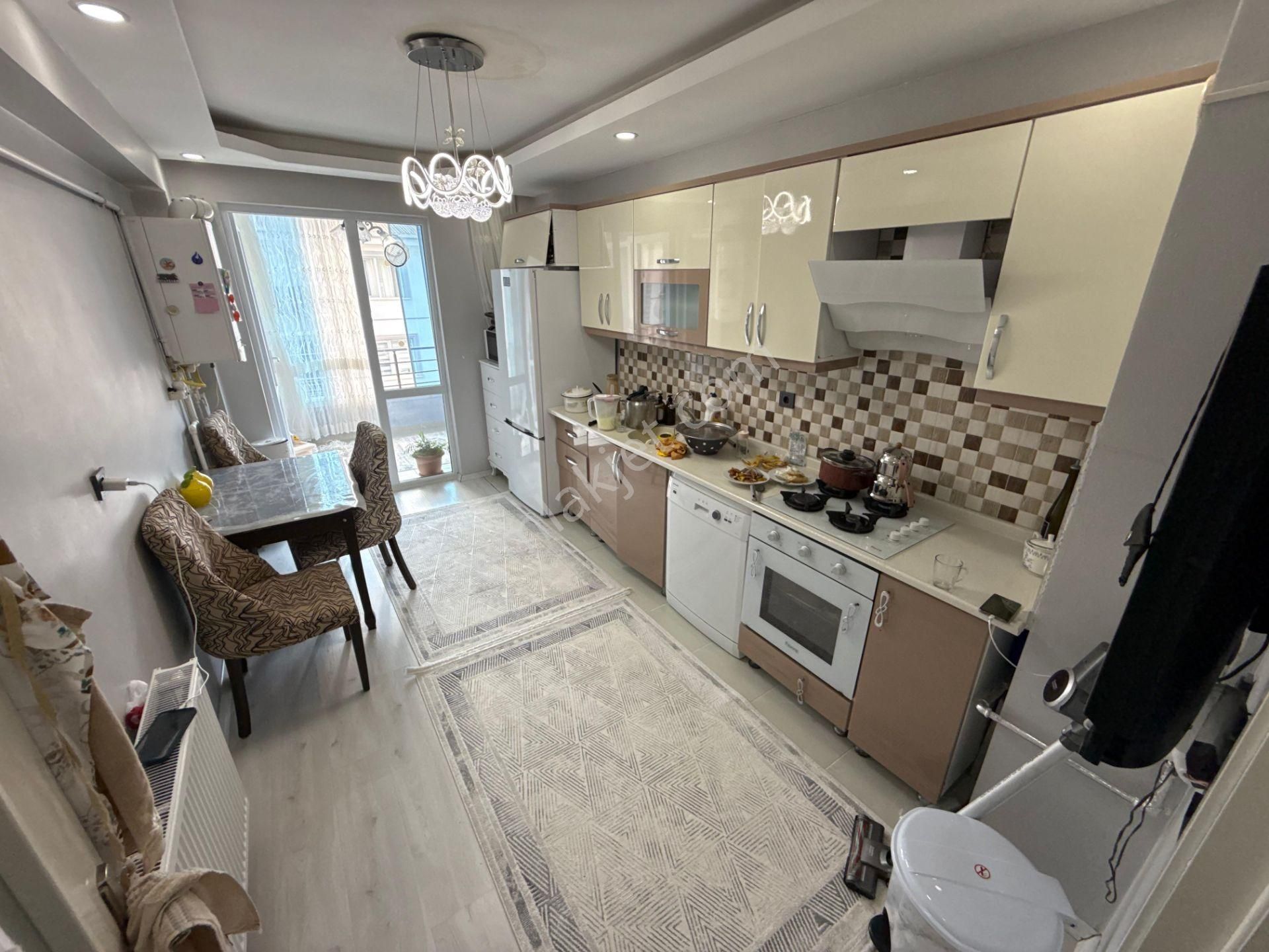 Keçiörende 3+1full Yapılı Öncepheli İskanlı Geniş Daire Acil Satılık - Görsel 7