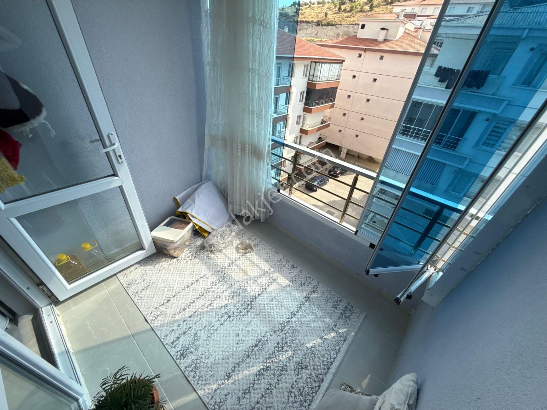 Keçiörende 3+1full Yapılı Öncepheli İskanlı Geniş Daire Acil Satılık - Görsel 13