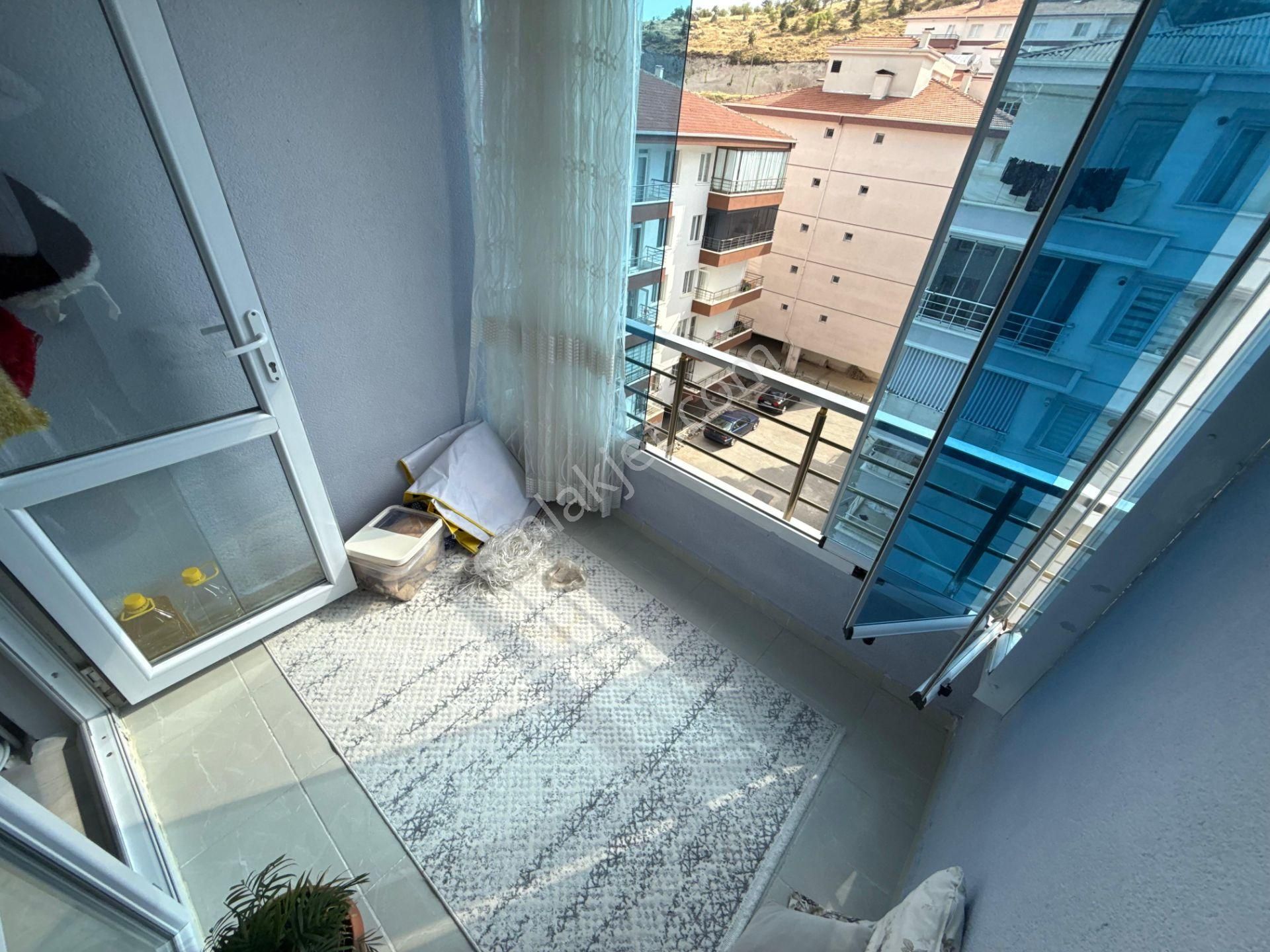 Keçiörende 3+1full Yapılı Öncepheli İskanlı Geniş Daire Acil Satılık - Görsel 14