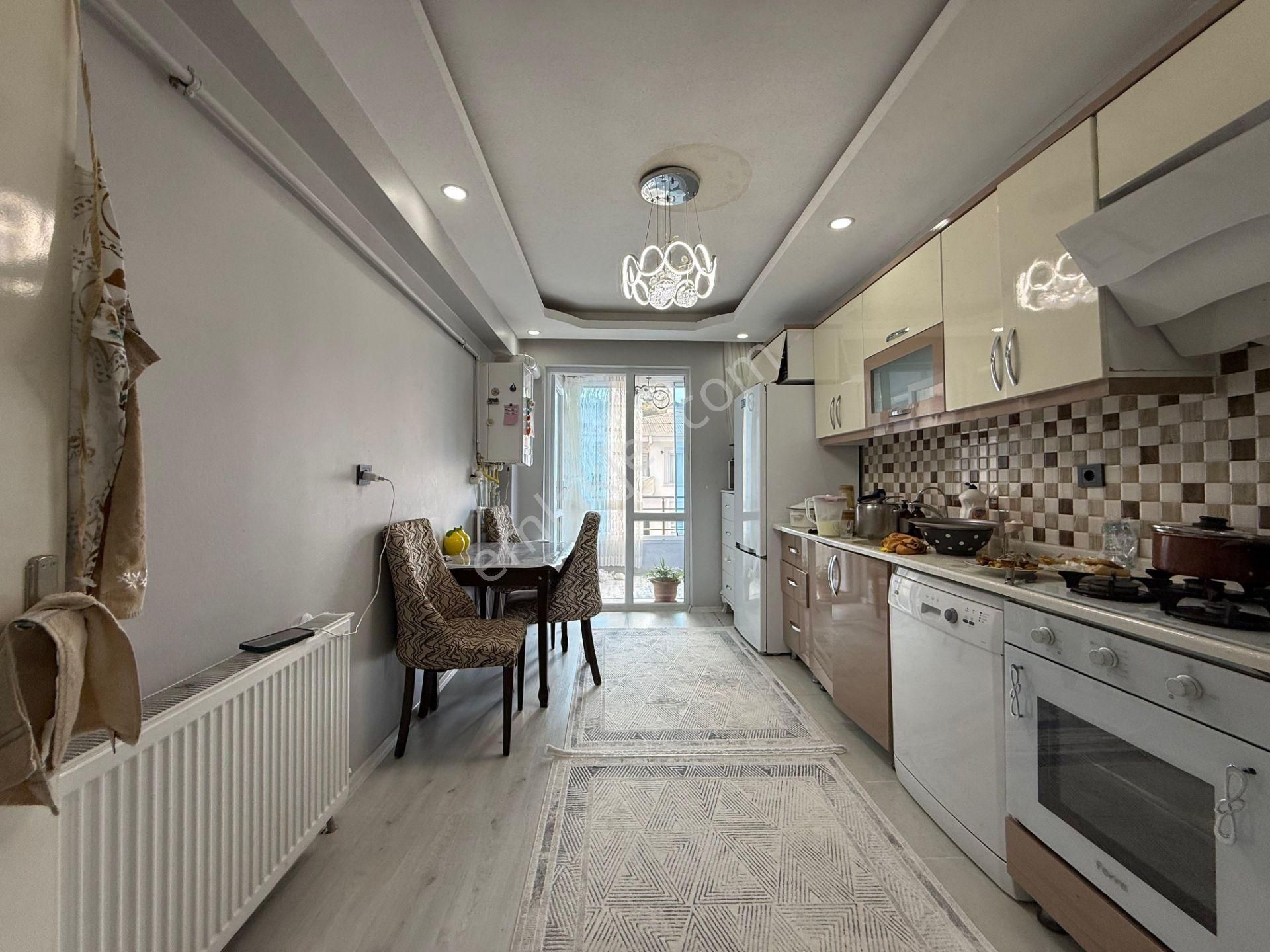 Keçiörende 3+1full Yapılı Öncepheli İskanlı Geniş Daire Acil Satılık - Görsel 22