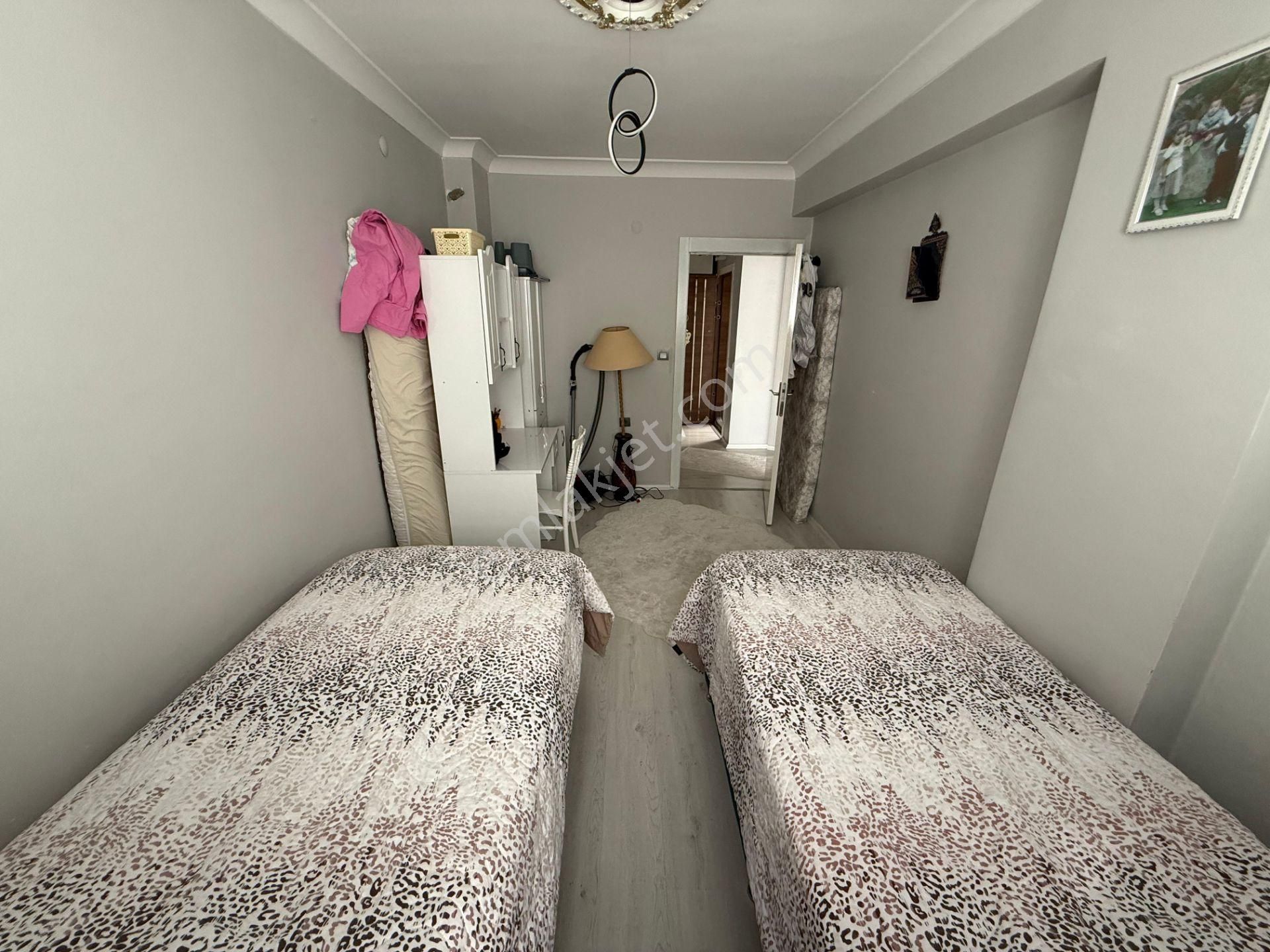 Keçiörende 3+1full Yapılı Öncepheli İskanlı Geniş Daire Acil Satılık - Görsel 32